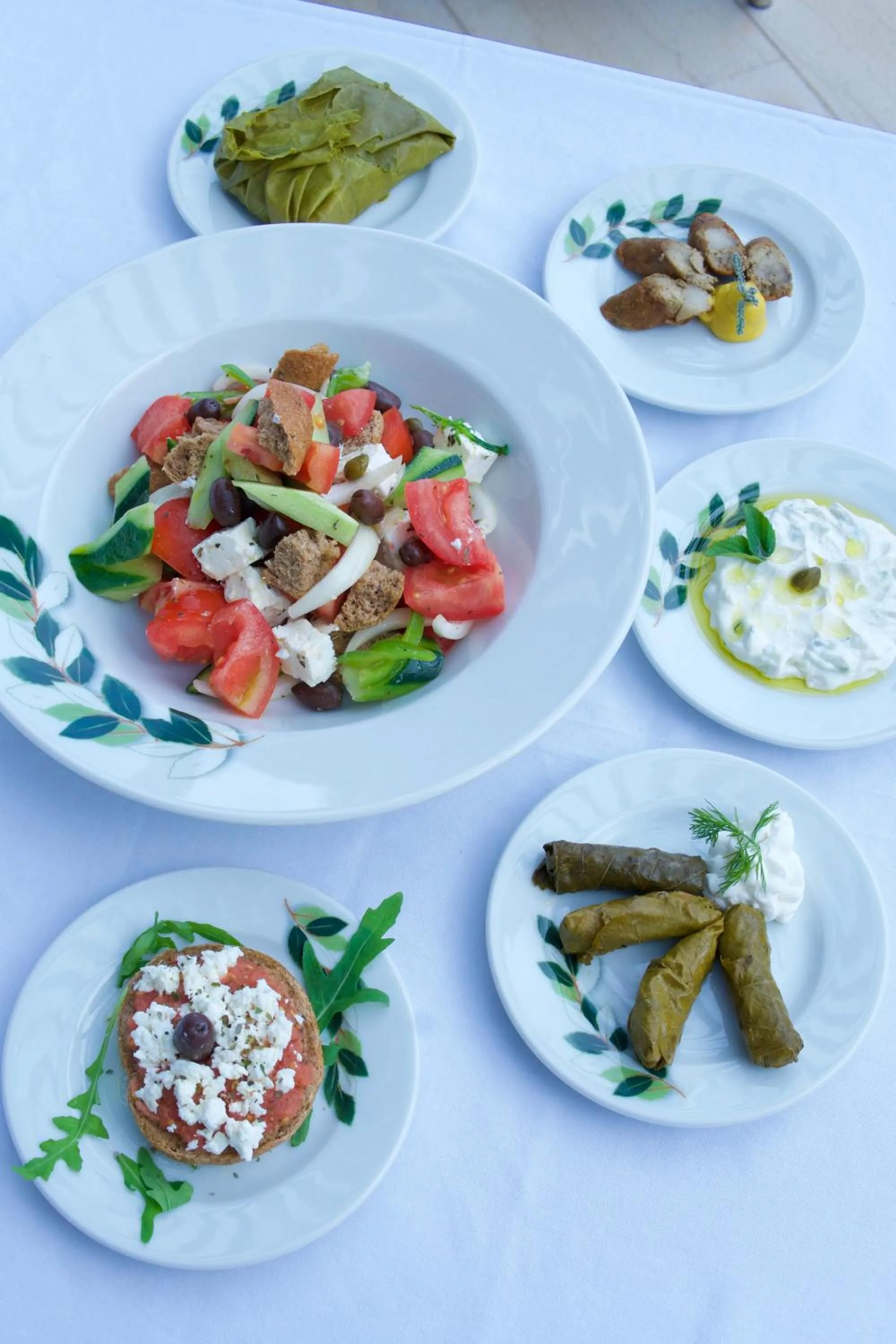 Food and drinks in Albatros Spa & Resort Hotel