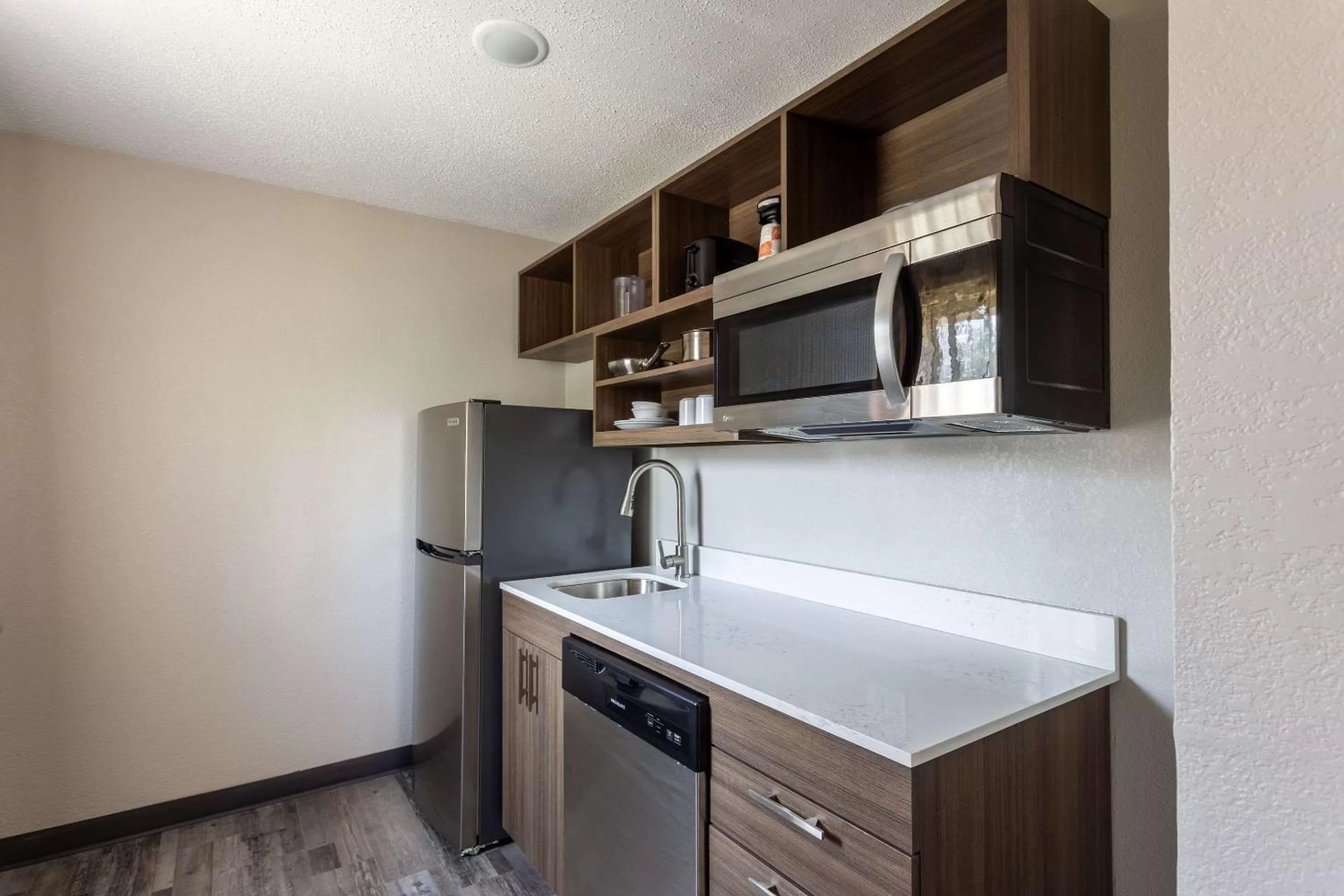 Bedroom in MainStay Suites Bourbonnais - Kankakee