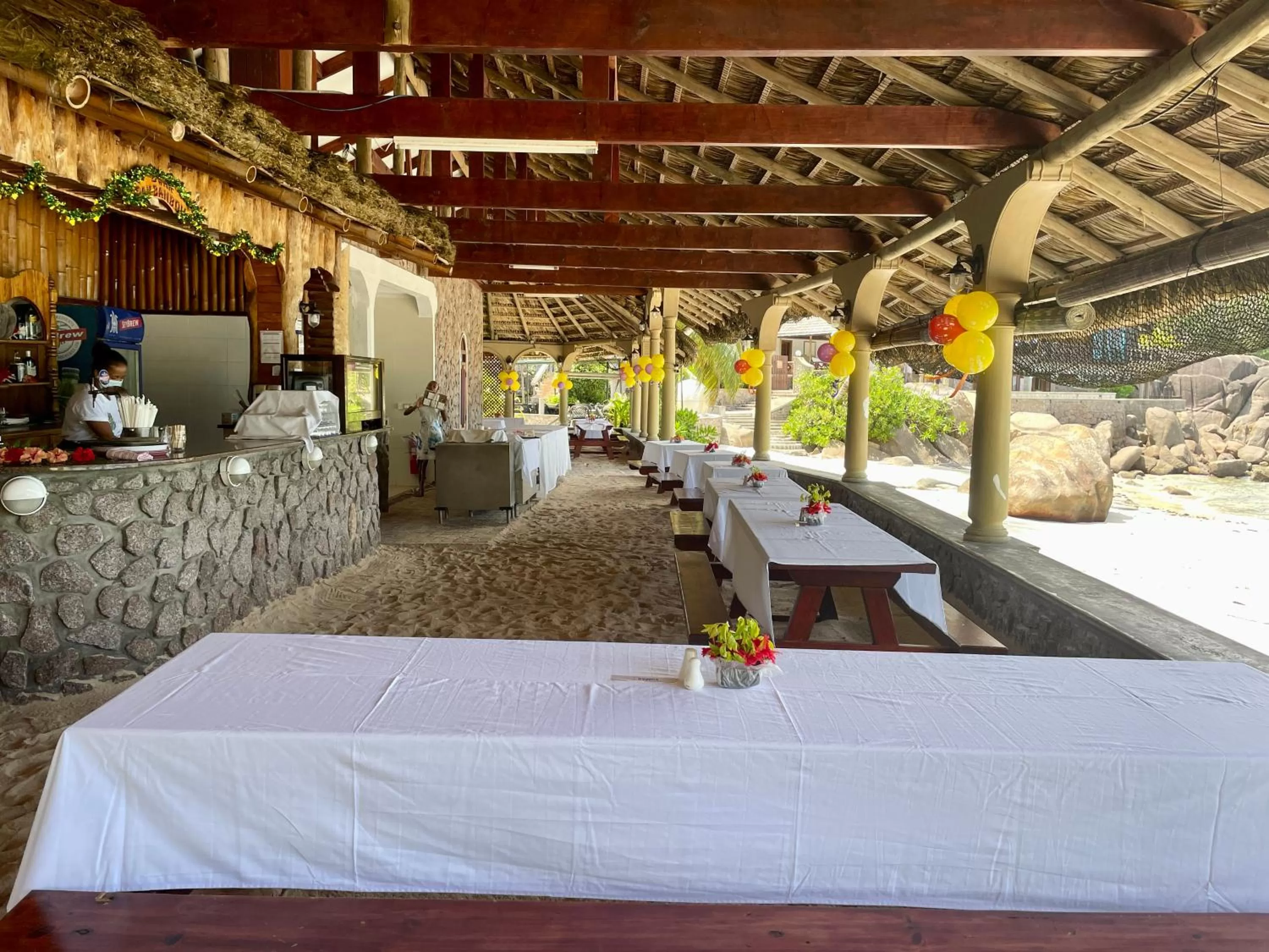 Restaurant/places to eat in Villa Chez Batista