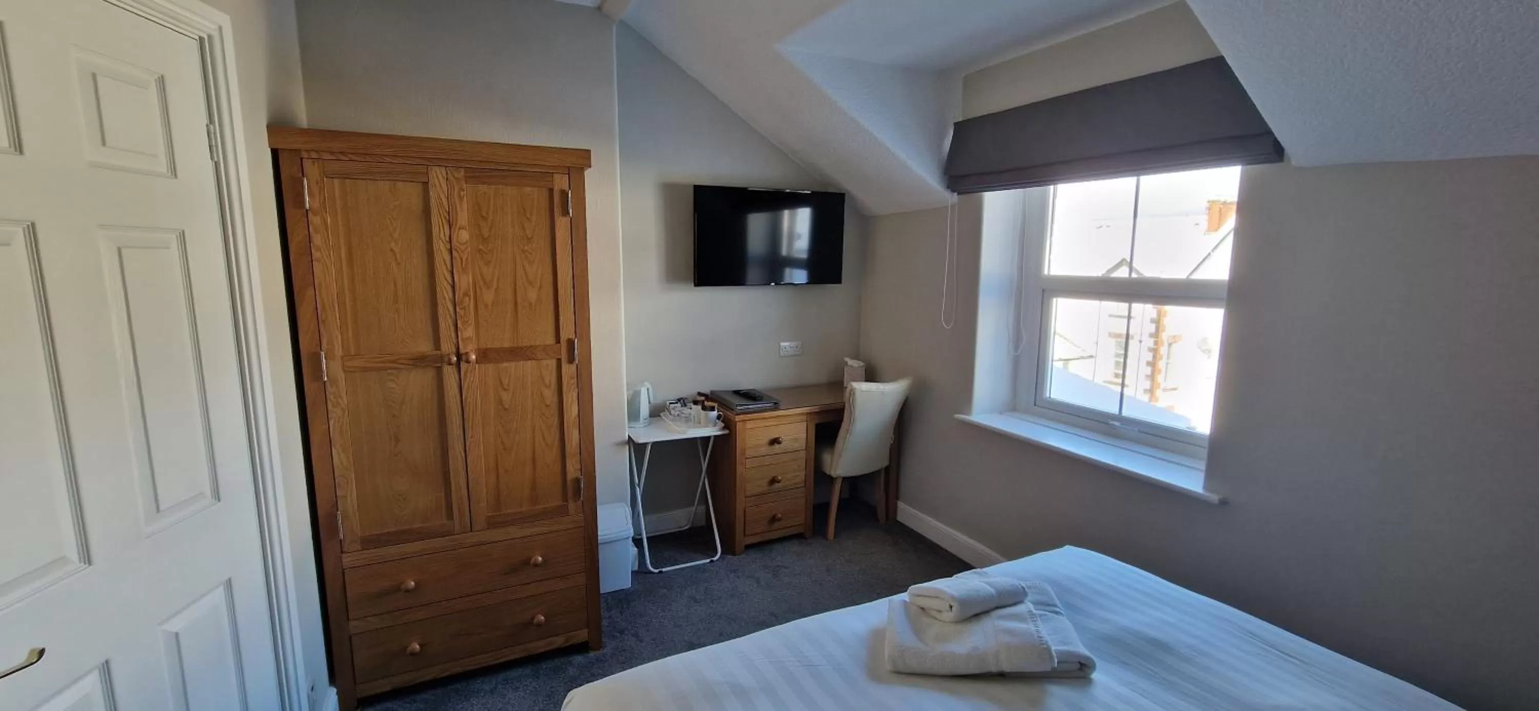 Bed in Glencoe Guest House