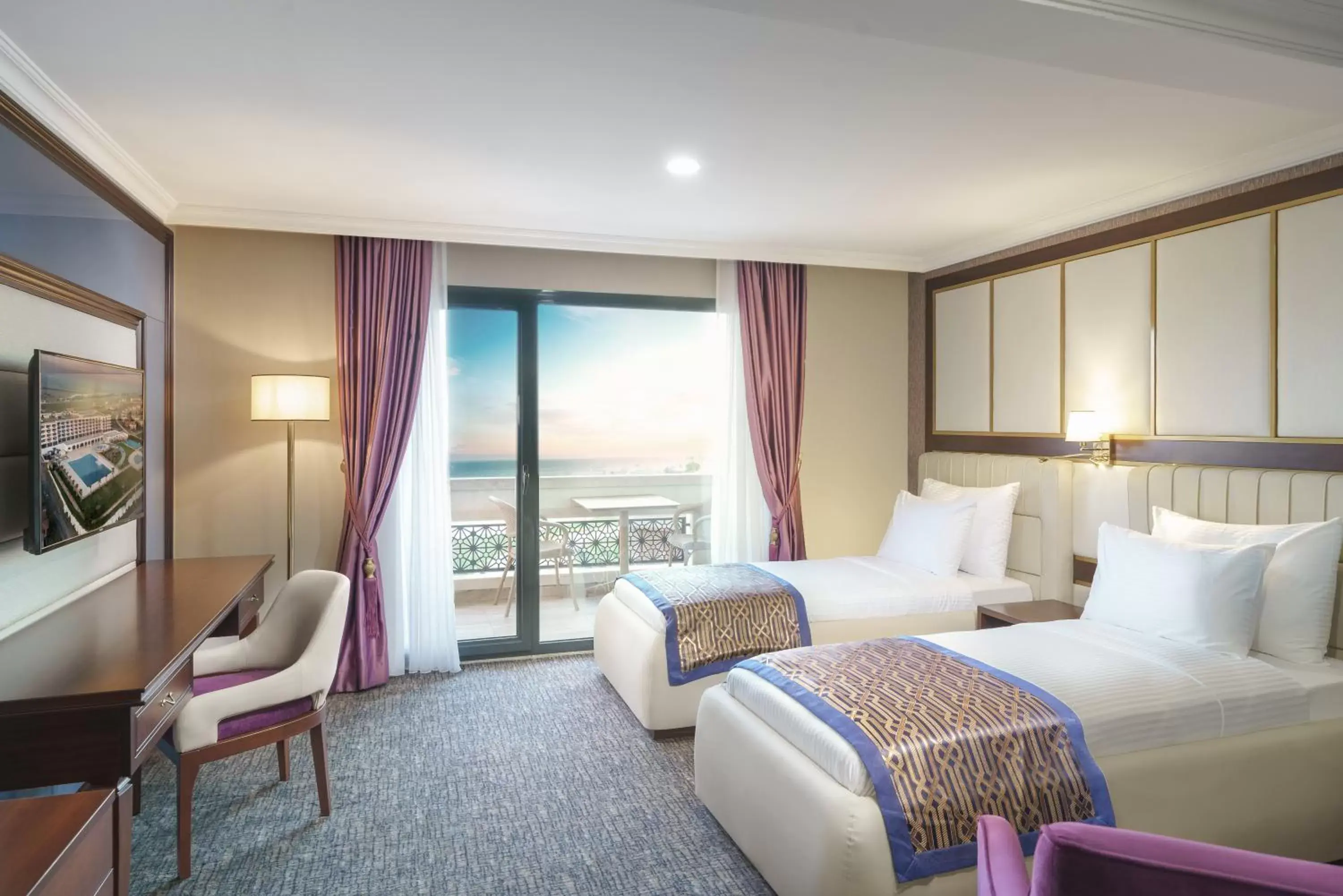 Standard Twin Room with Sea View in Ramada Plaza by Wyndham Silivri Standard Twin Room with Sea View in Ramada Plaza by Wyndham Silivri
