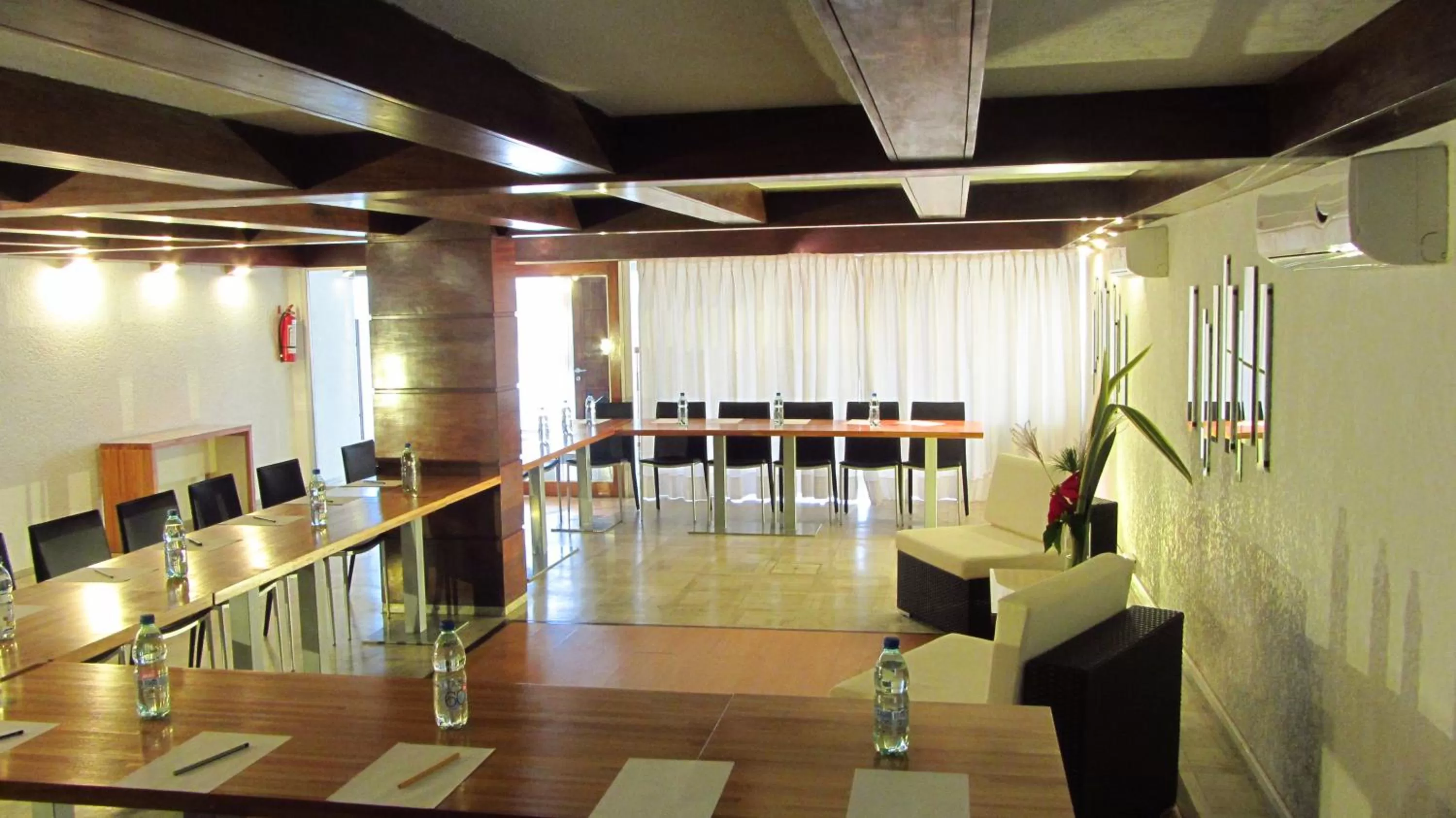 Business facilities in BDA Hotel & Spa