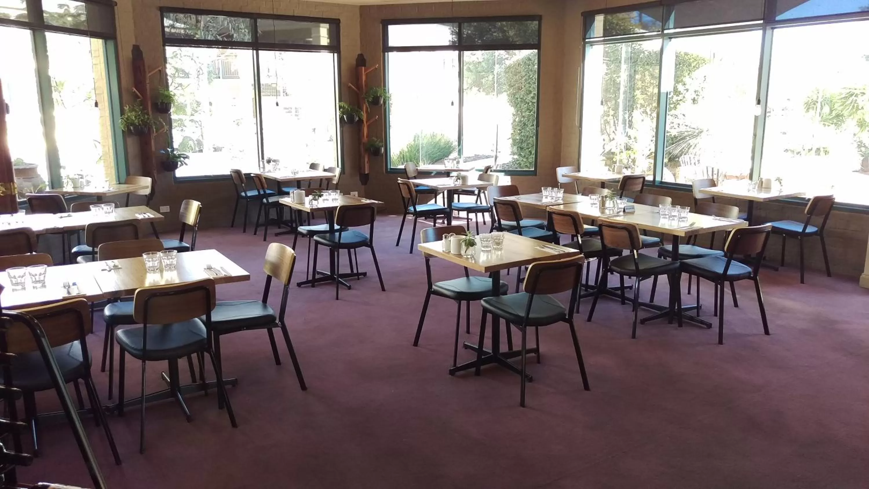 Restaurant/places to eat in Madison Spa Motel - Adults Only