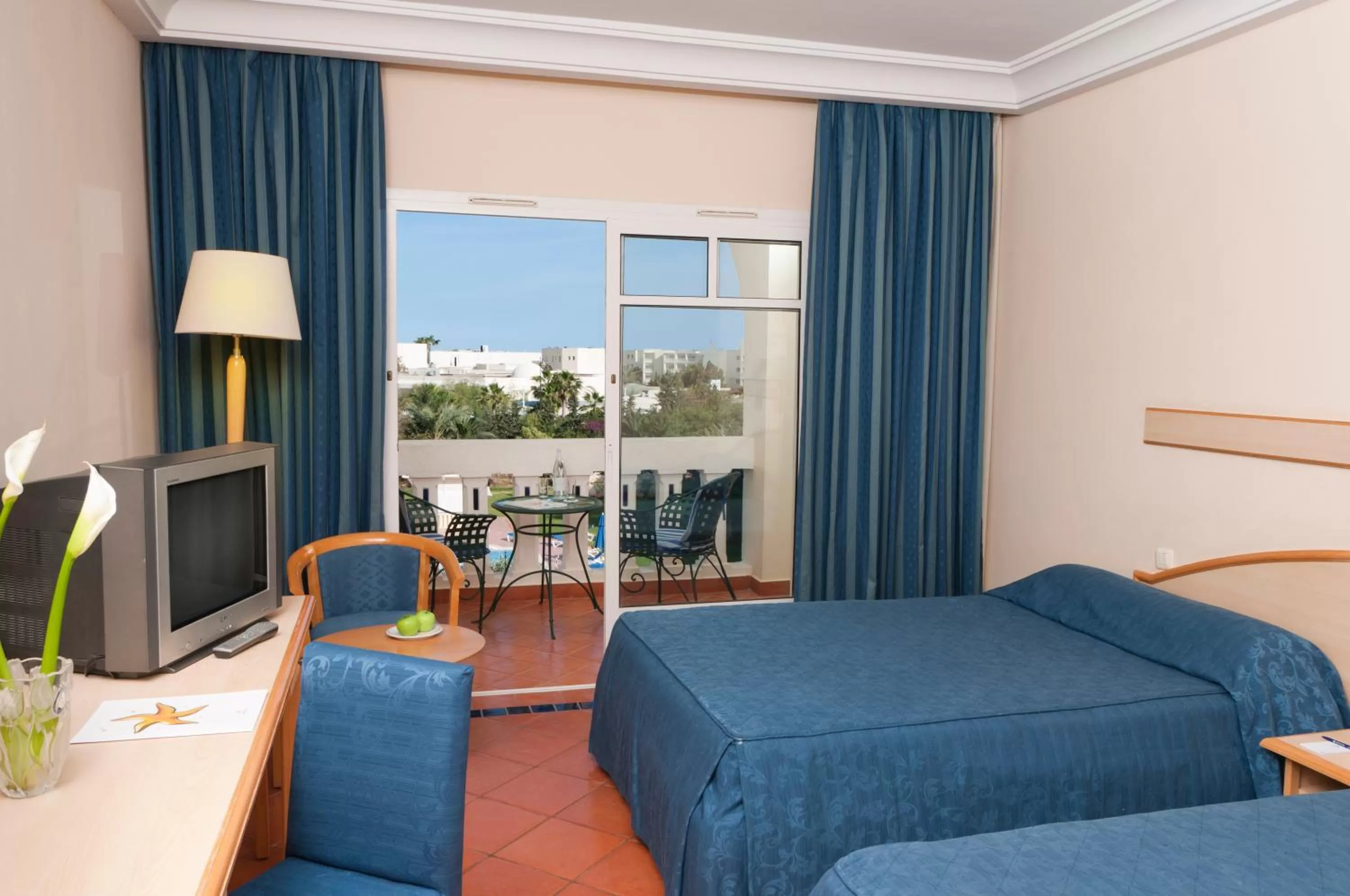 Photo of the whole room, Bed in Medina Belisaire And Thalasso