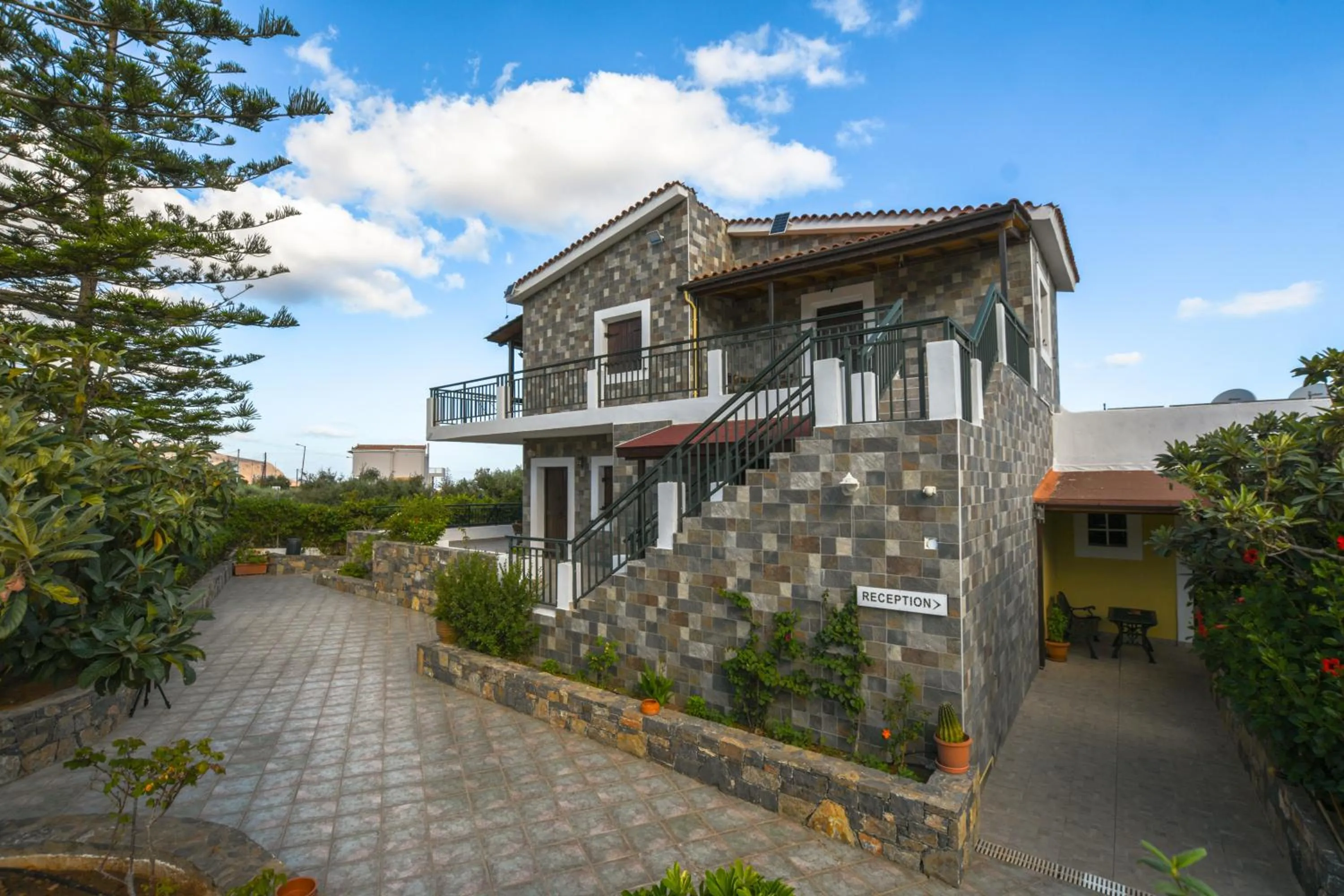 Property building in Villa Medusa