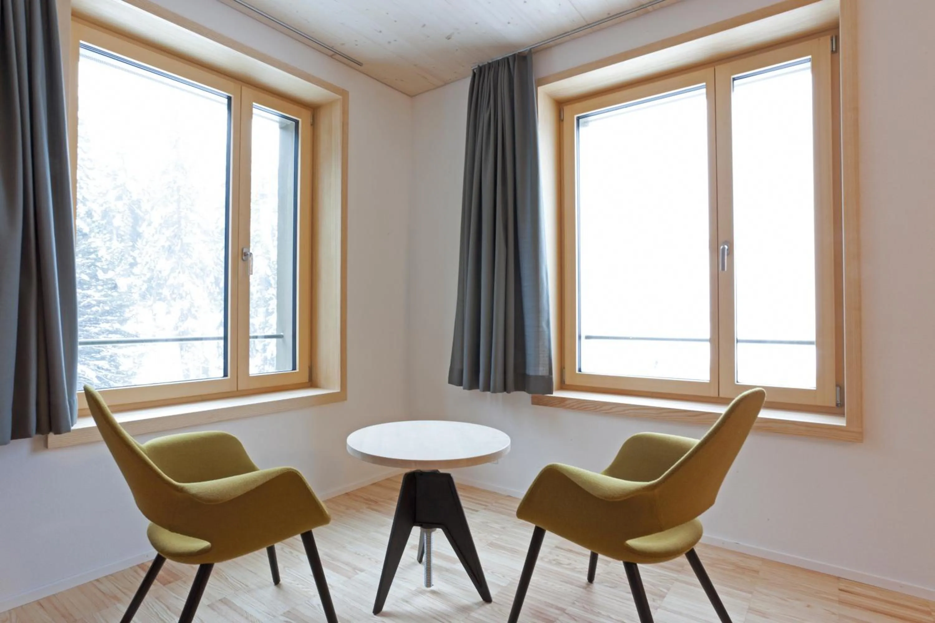 Lounge or bar in St. Moritz Youth Hostel