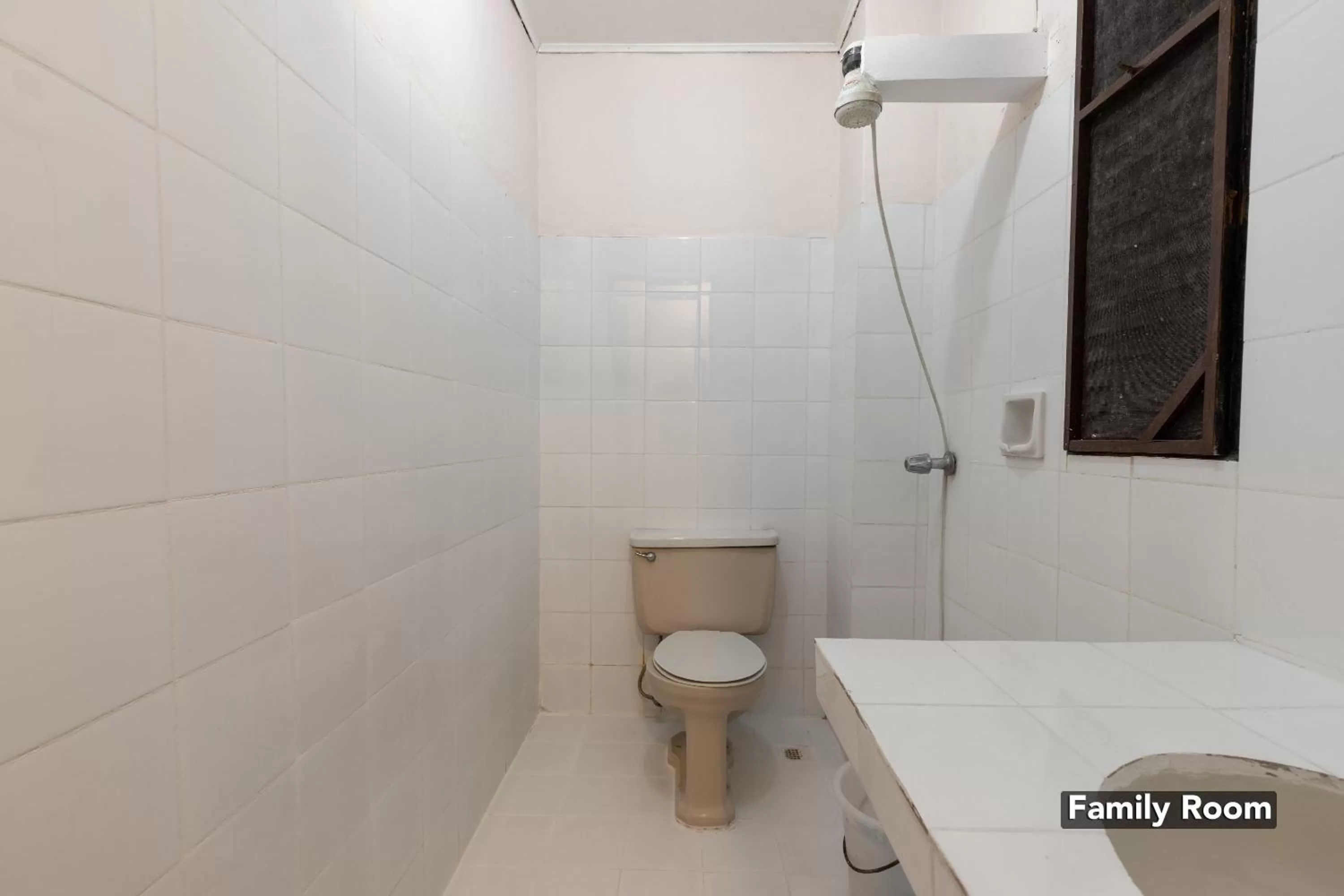 Bathroom in Victoria Mansions