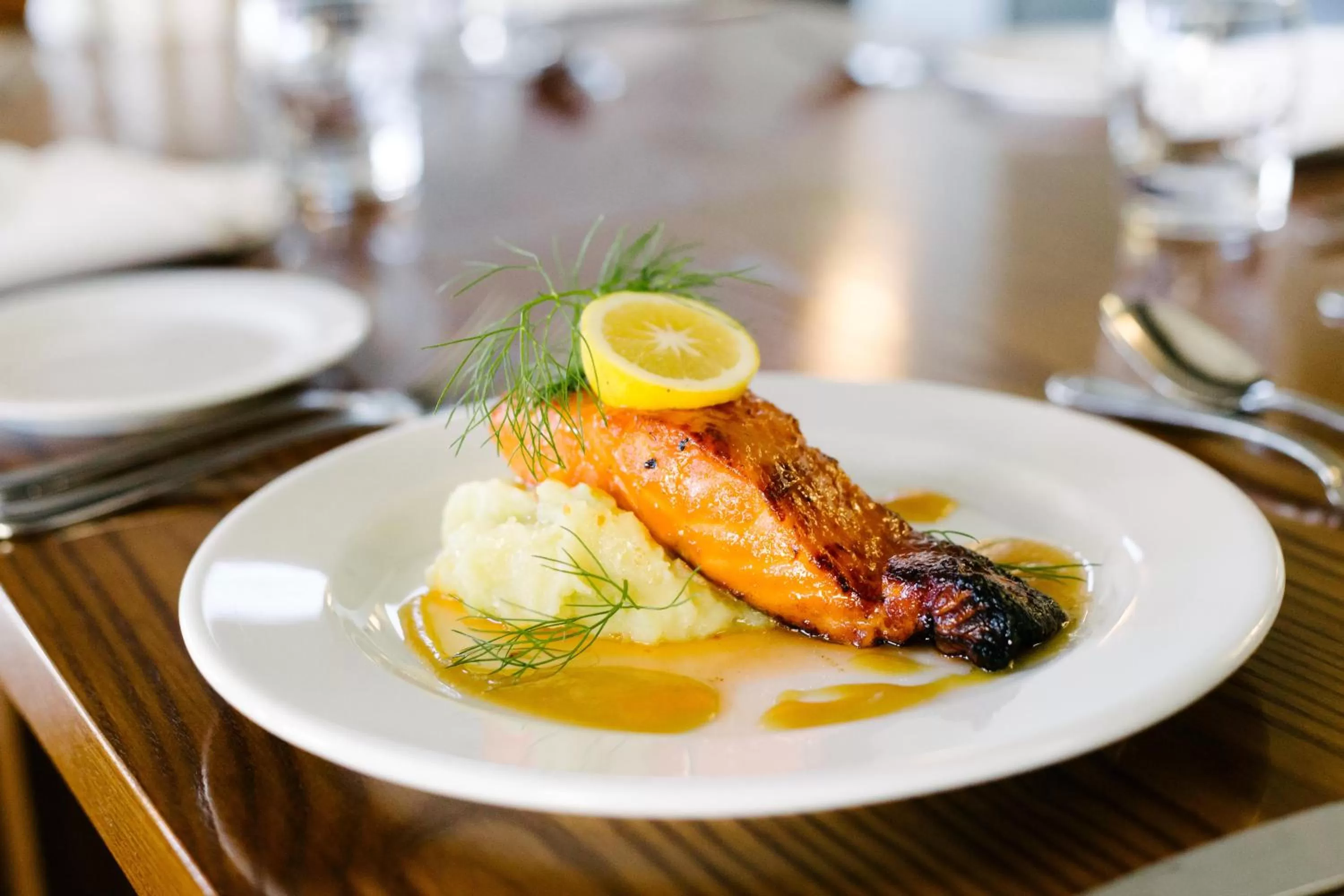 Restaurant/places to eat in Hotel Ashburton