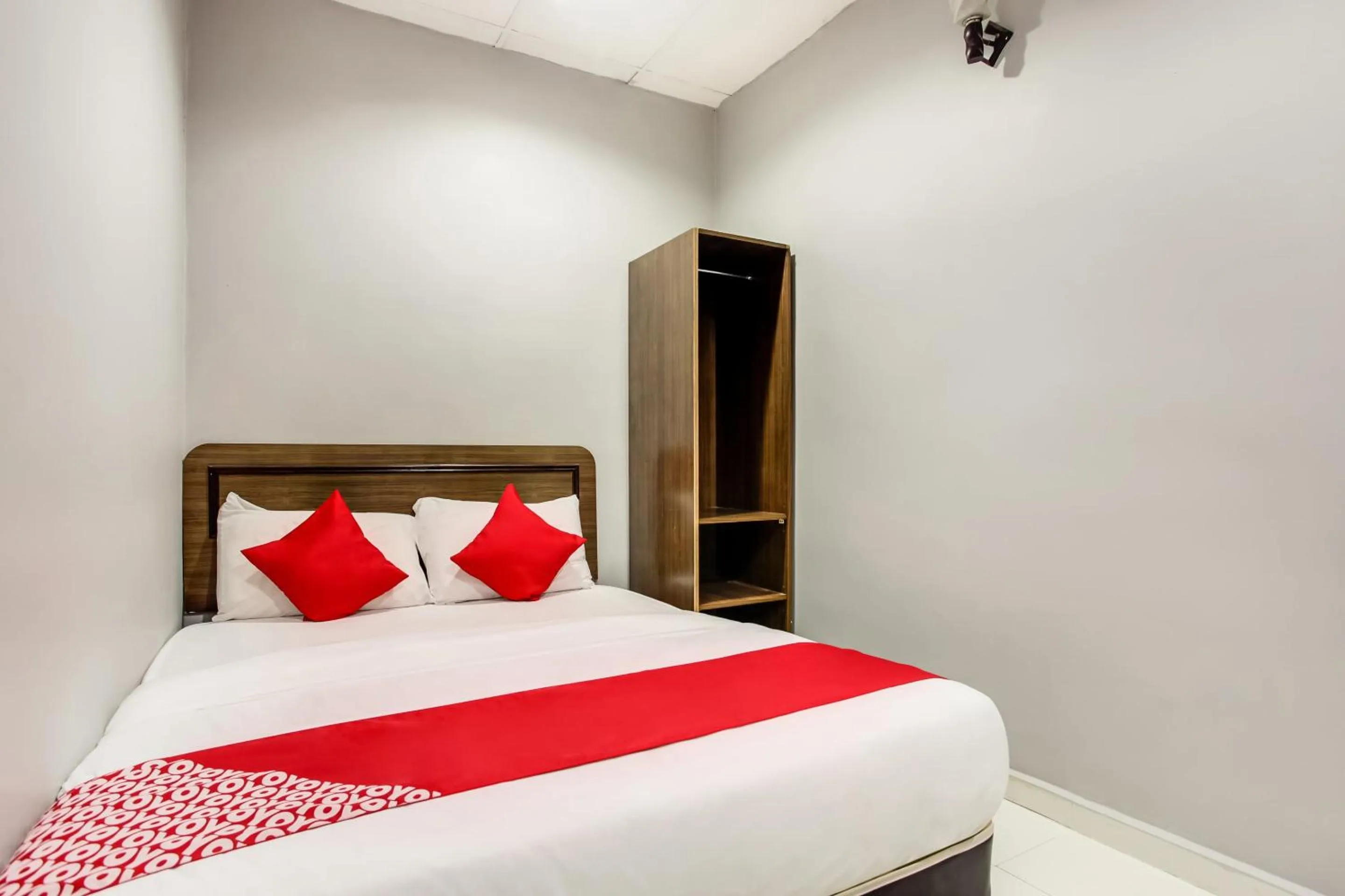 Standard Double Room in Super OYO 89427 Kavanas Hotel Taiping