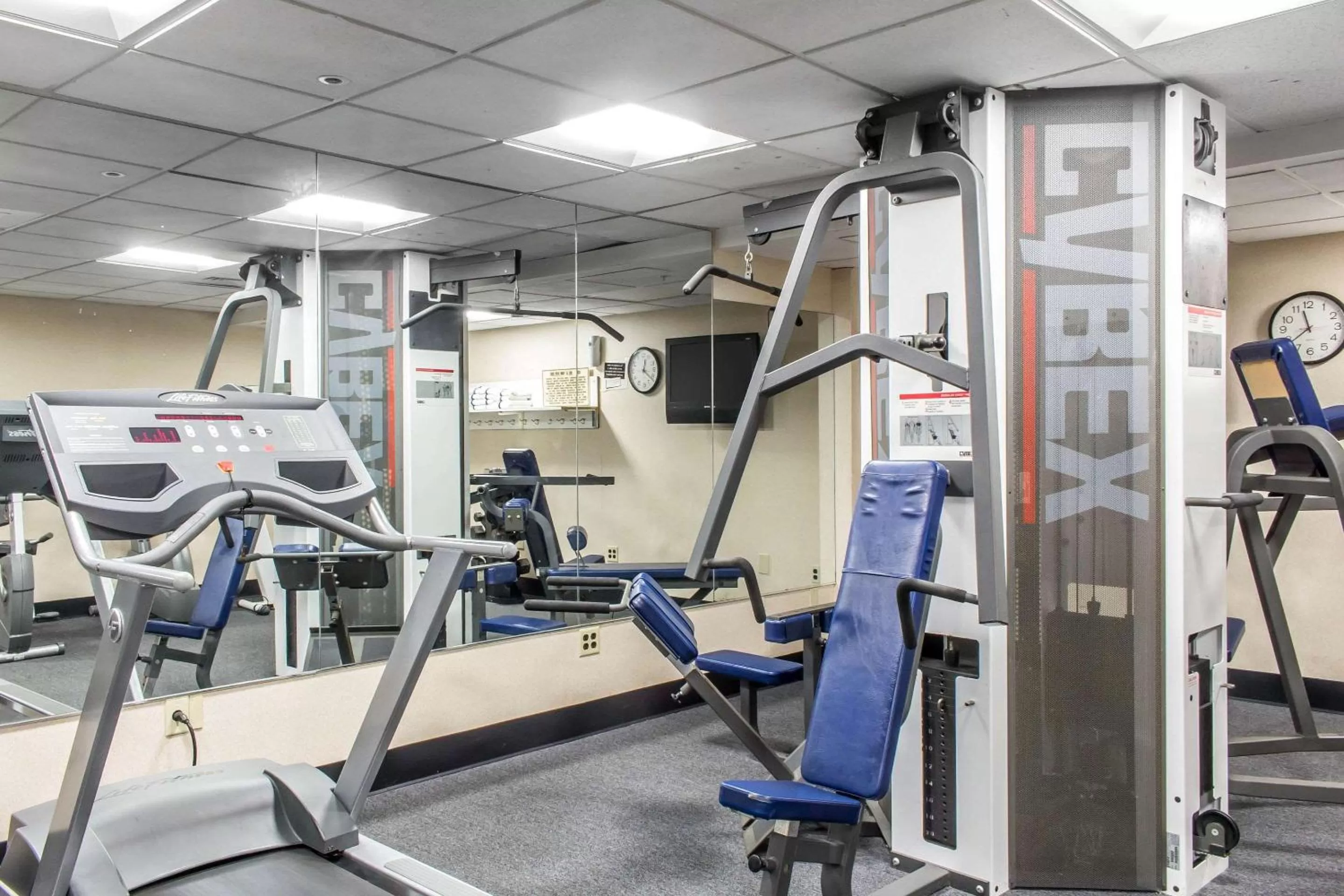 Fitness centre/facilities in Clarion Hotel & Conference Center