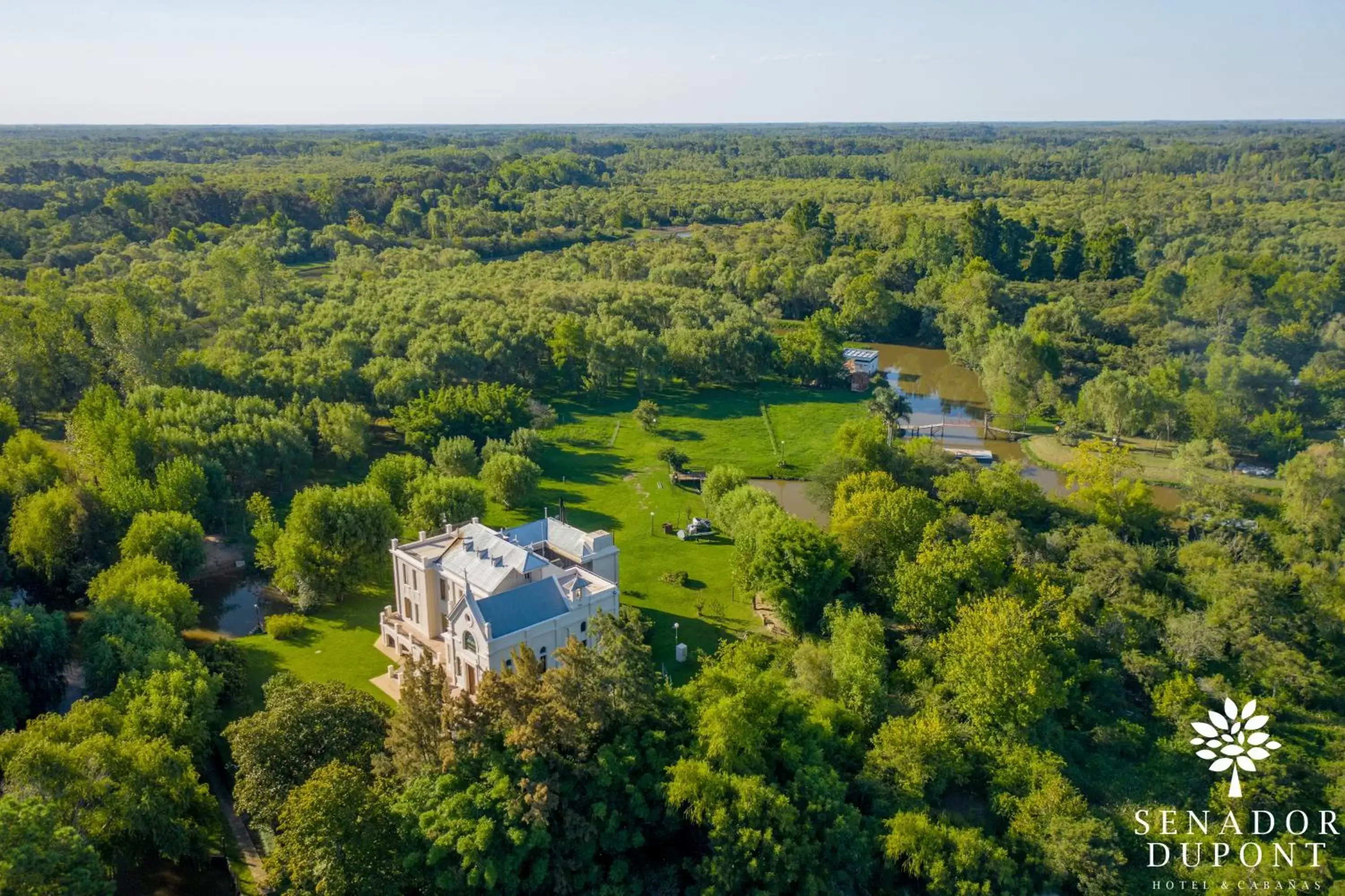 Triple Room with Lake View in Senador Dupont Triple Room with Lake View in Senador Dupont