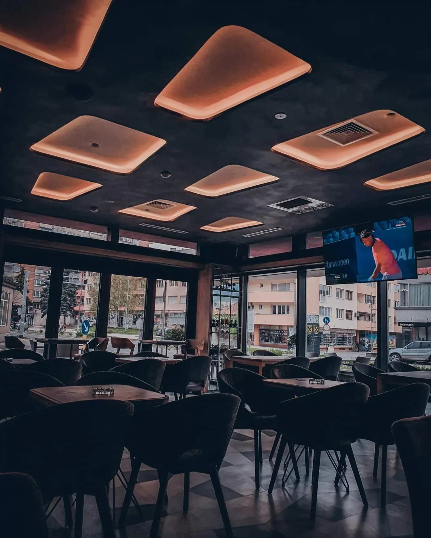 Restaurant/places to eat in Hotel City Code