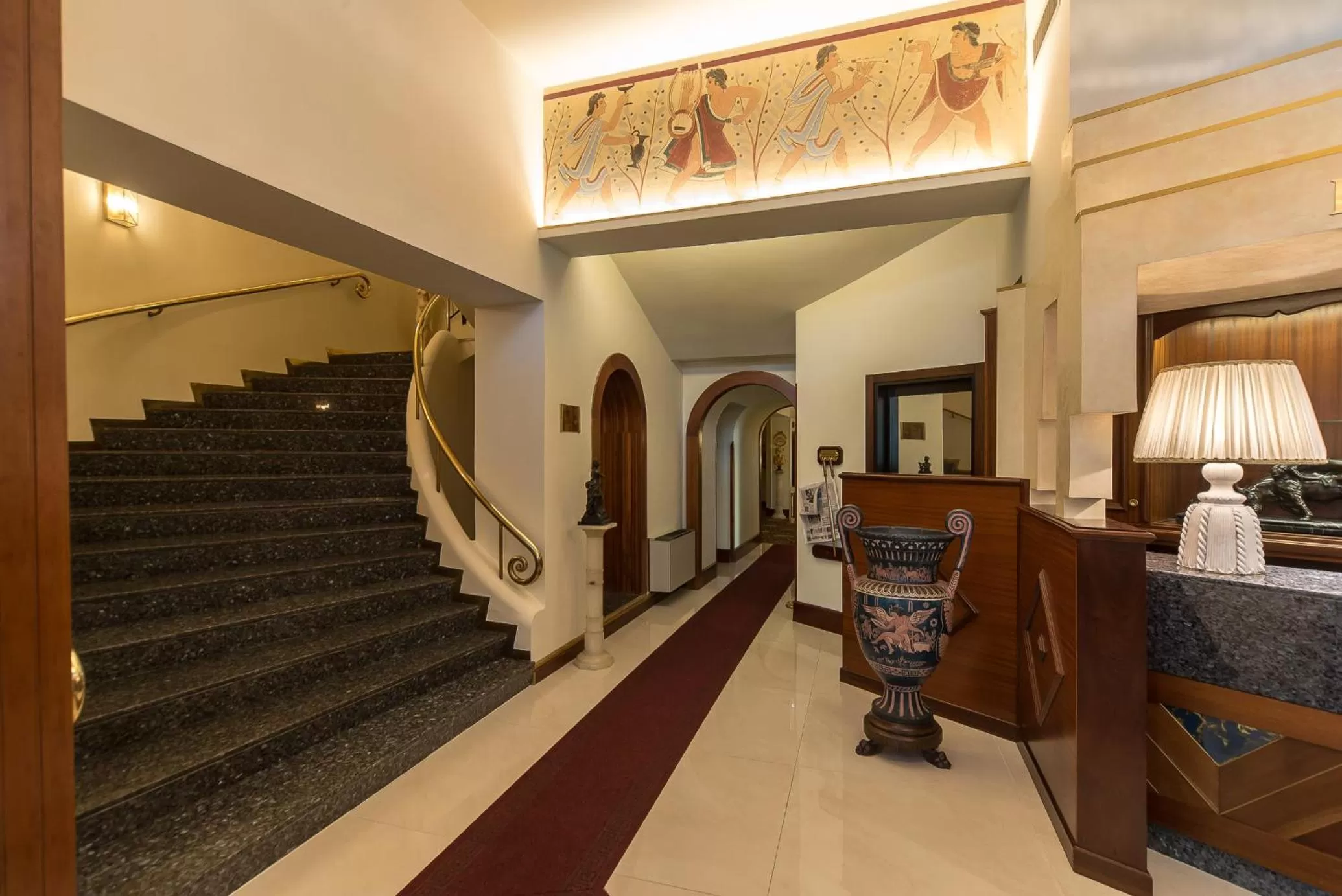 Lobby or reception in Hotel Columbus sul Lago