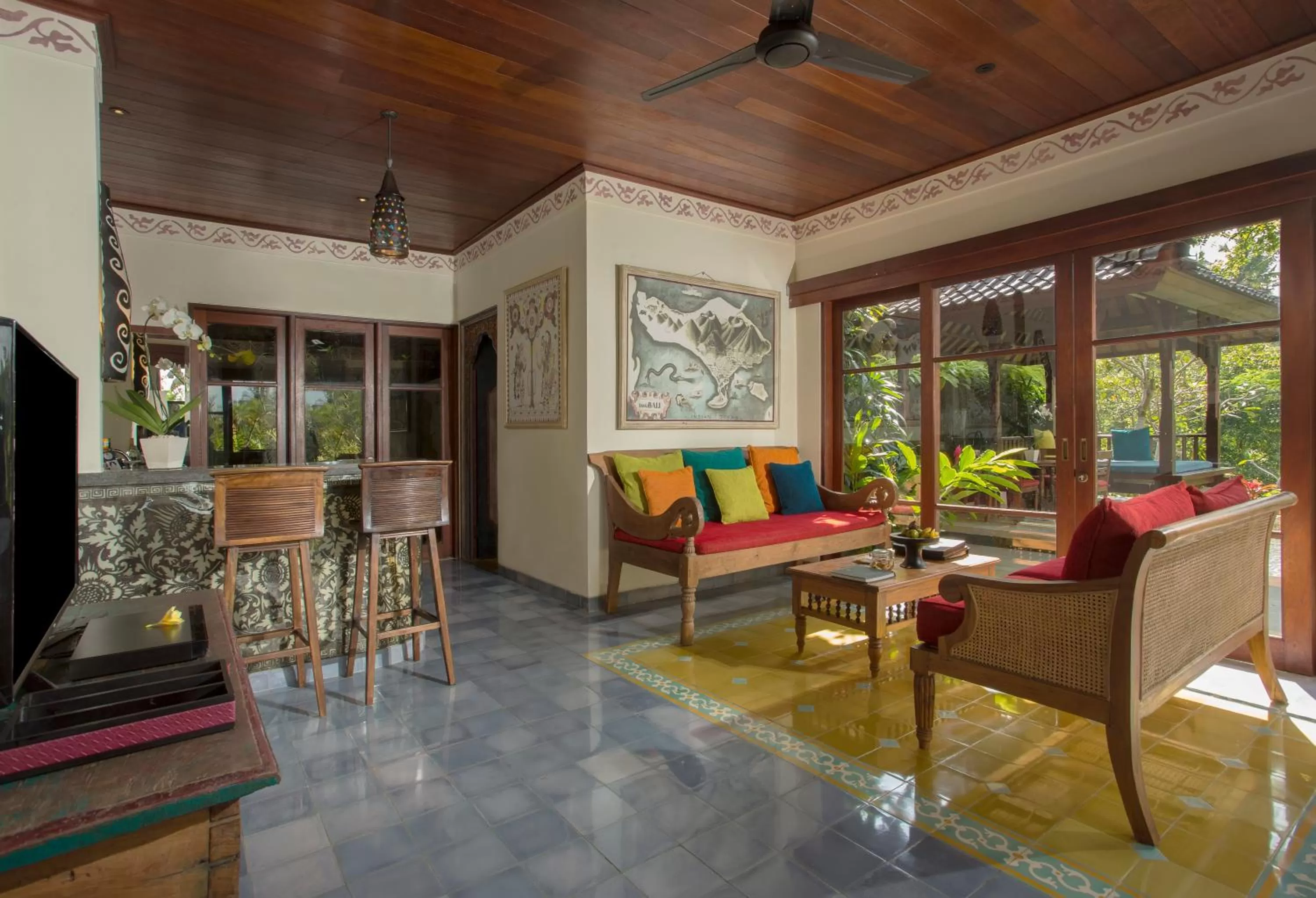 Living room in Dwaraka The Royal Villas