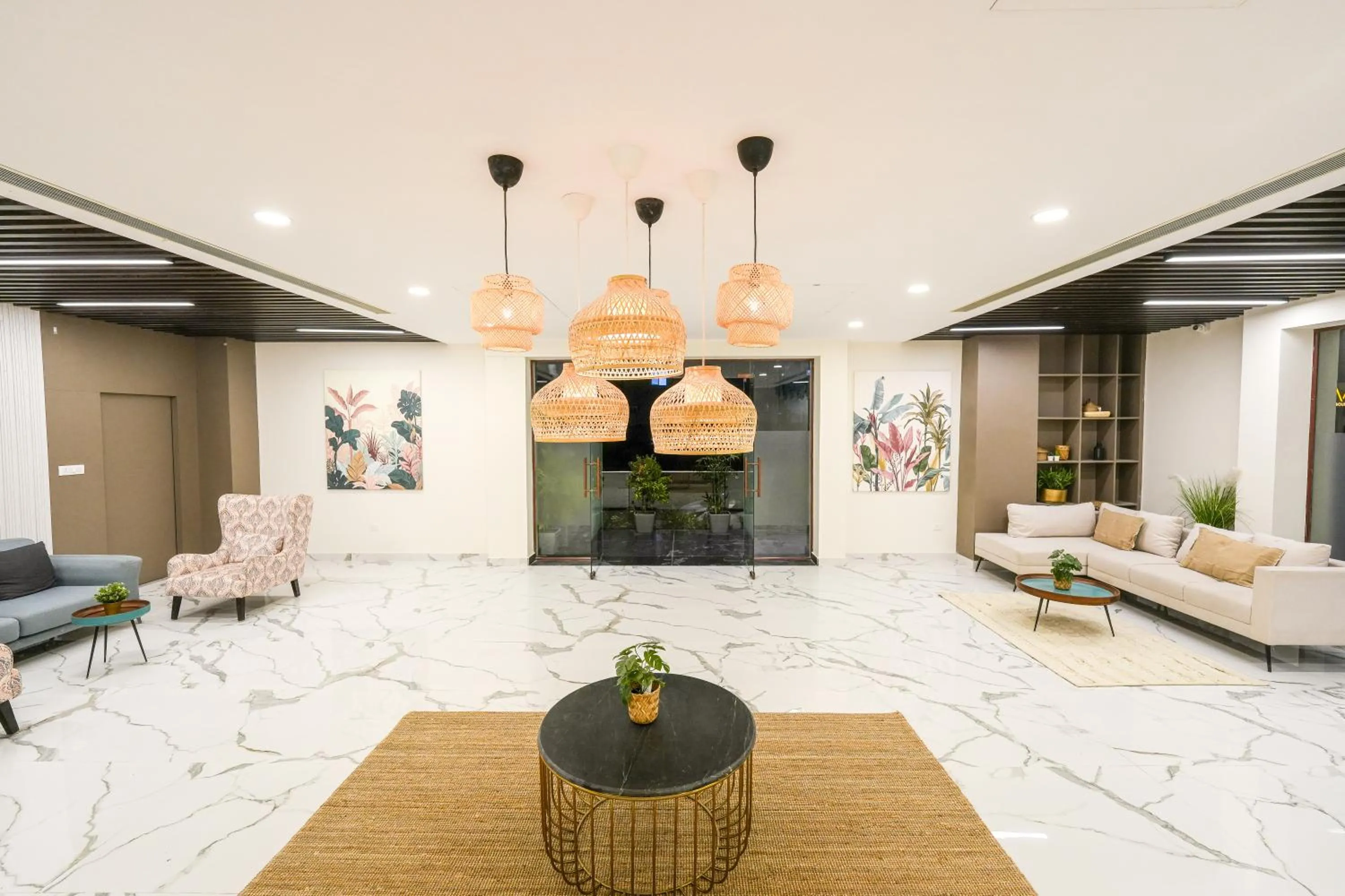 Lobby or reception in Casa Hotel & Suites, Gachibowli, Hyderabad