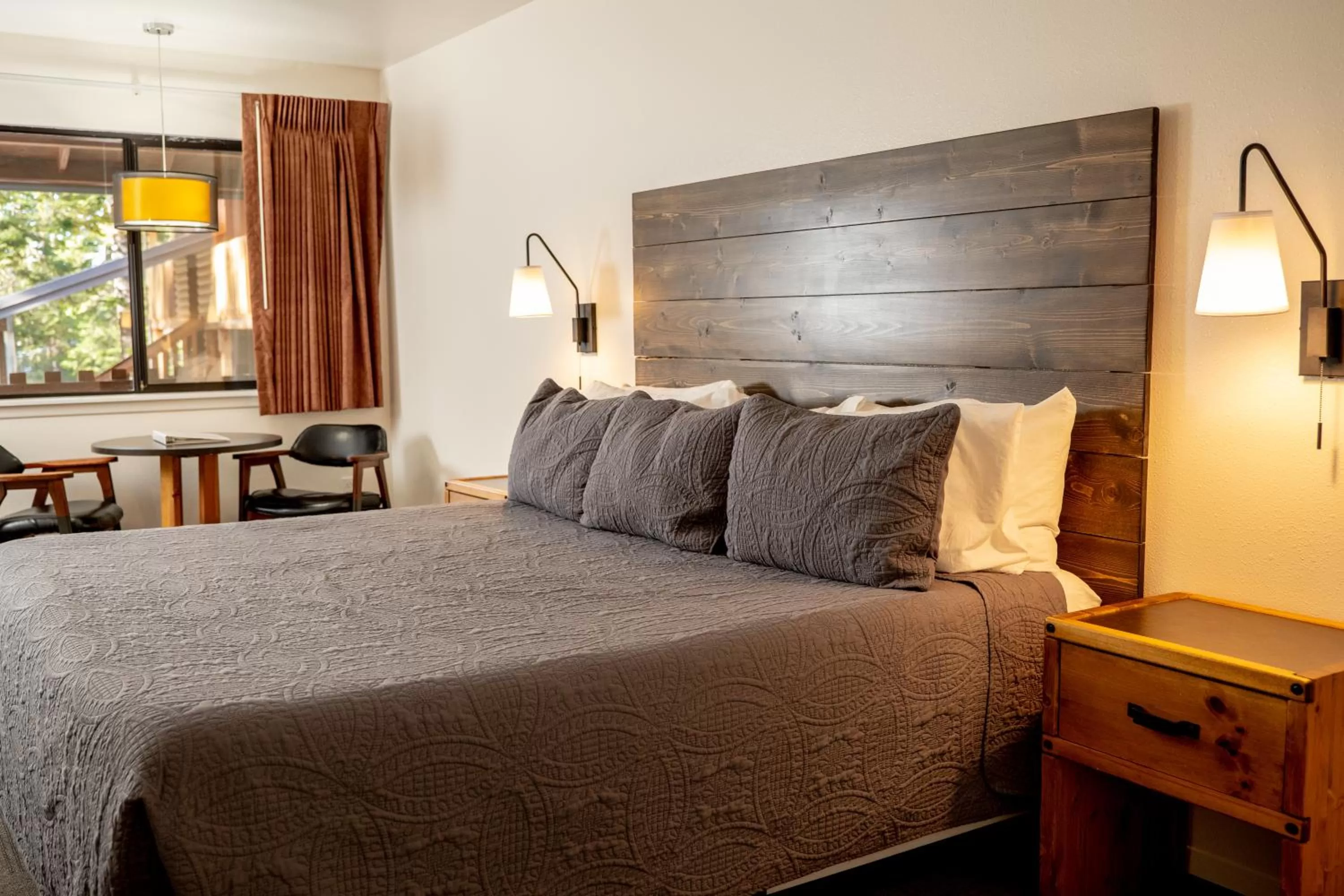 Bed in Eagle Cap Chalets