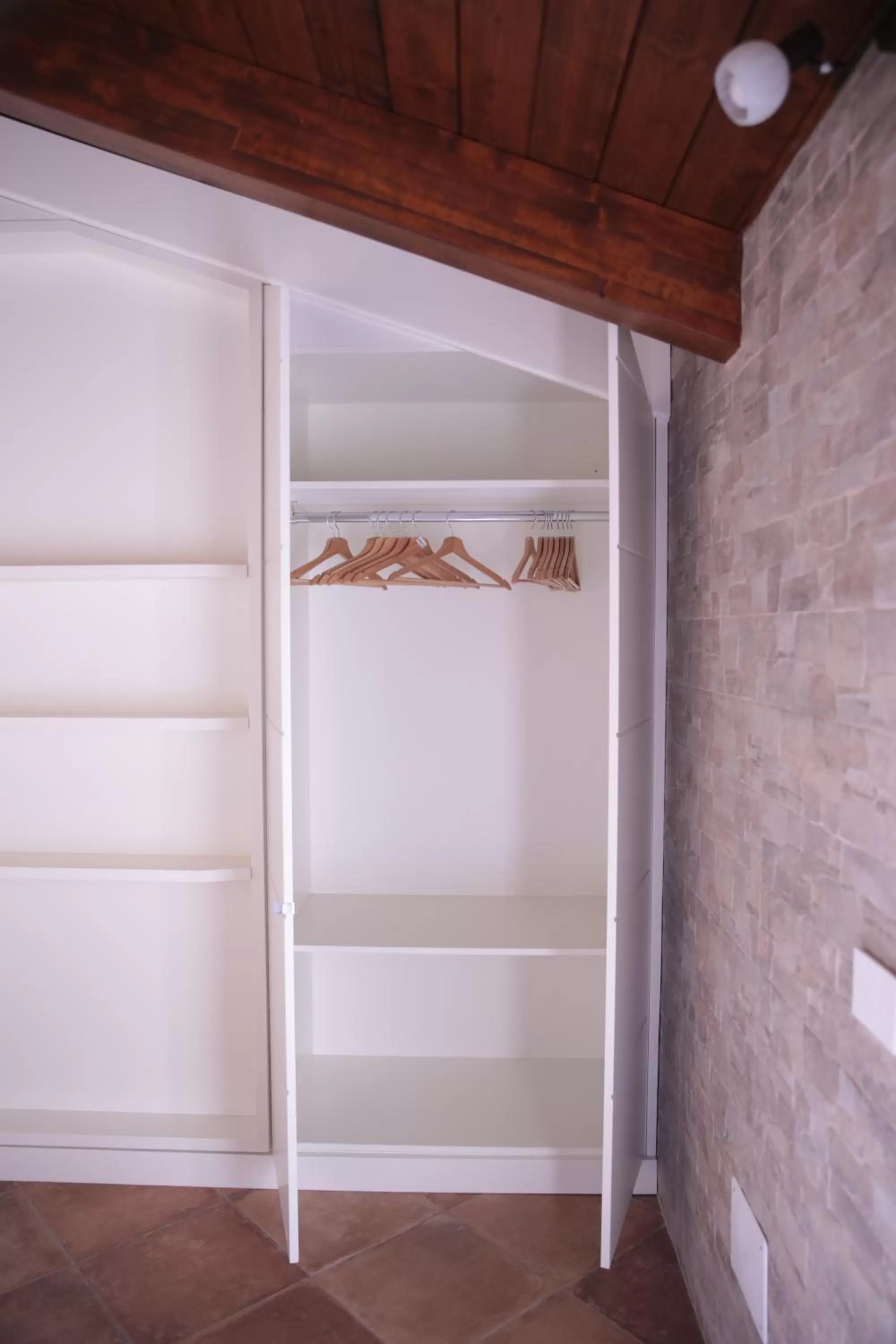 Bedroom in Palazzo Caracciolo del Sole