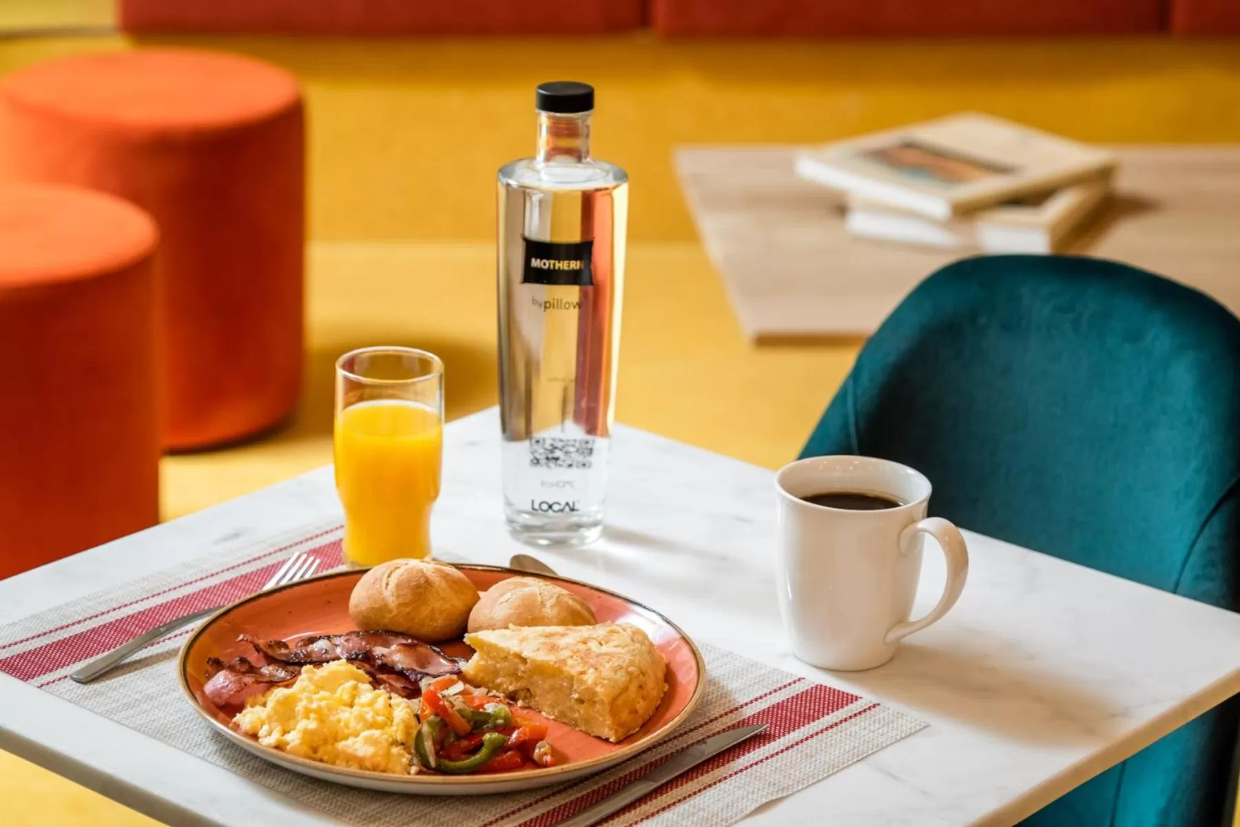 Buffet breakfast in BYPILLOW Mothern