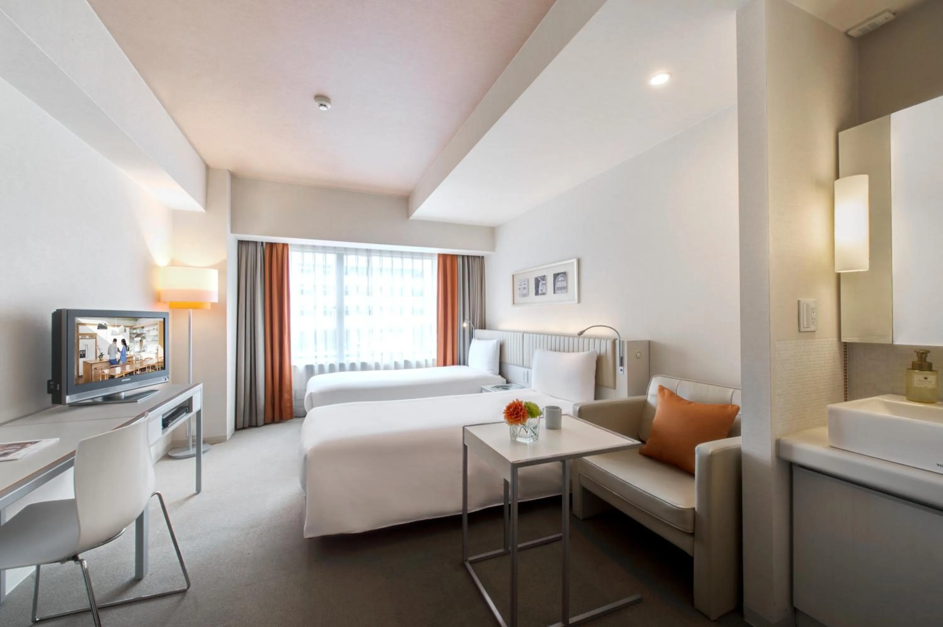 Seating area in Citadines Kyoto Karasuma-Gojo