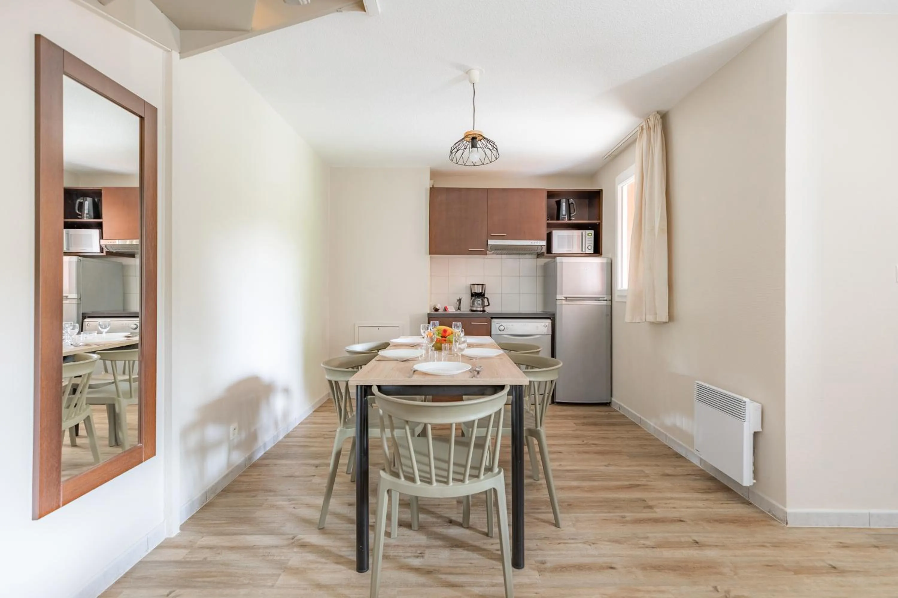 Kitchen or kitchenette in Appart'City Classic Toulouse Colomiers