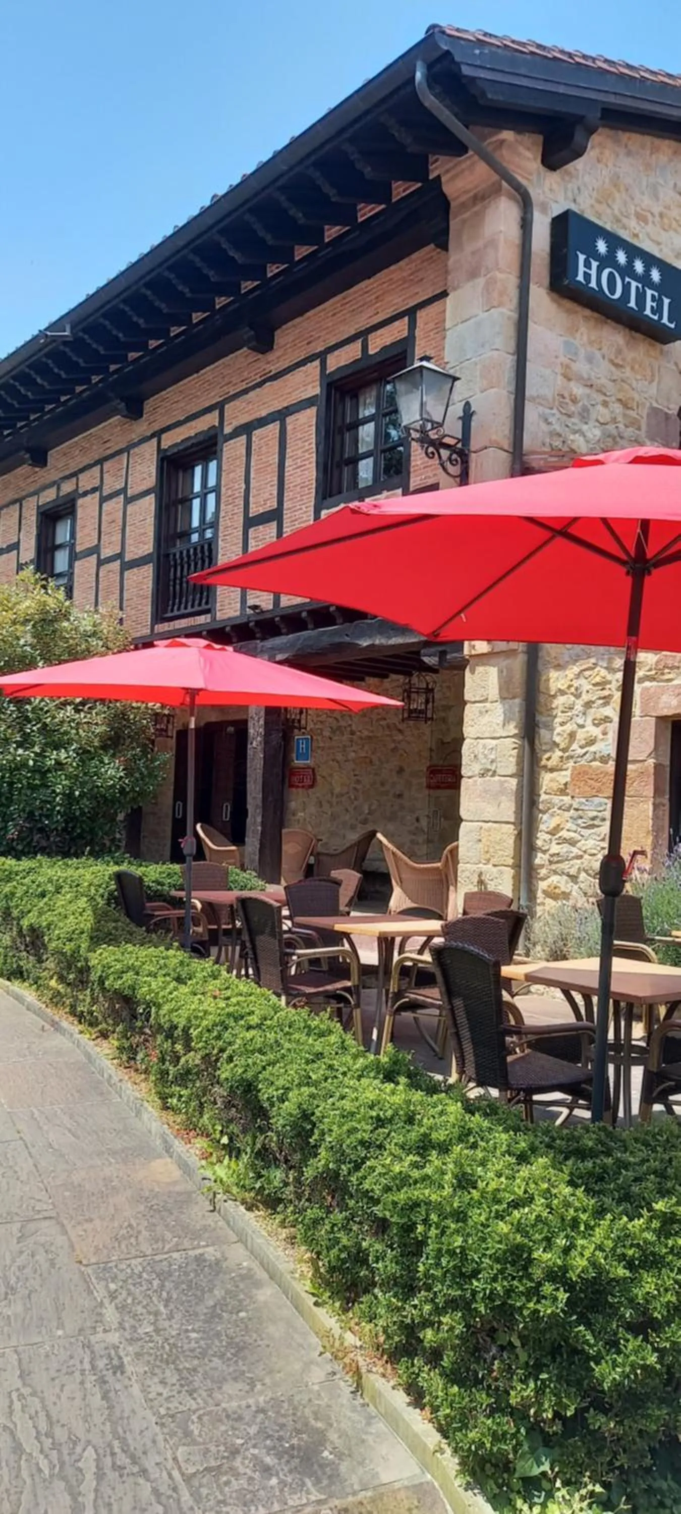 Property building in La Casona de Revolgo