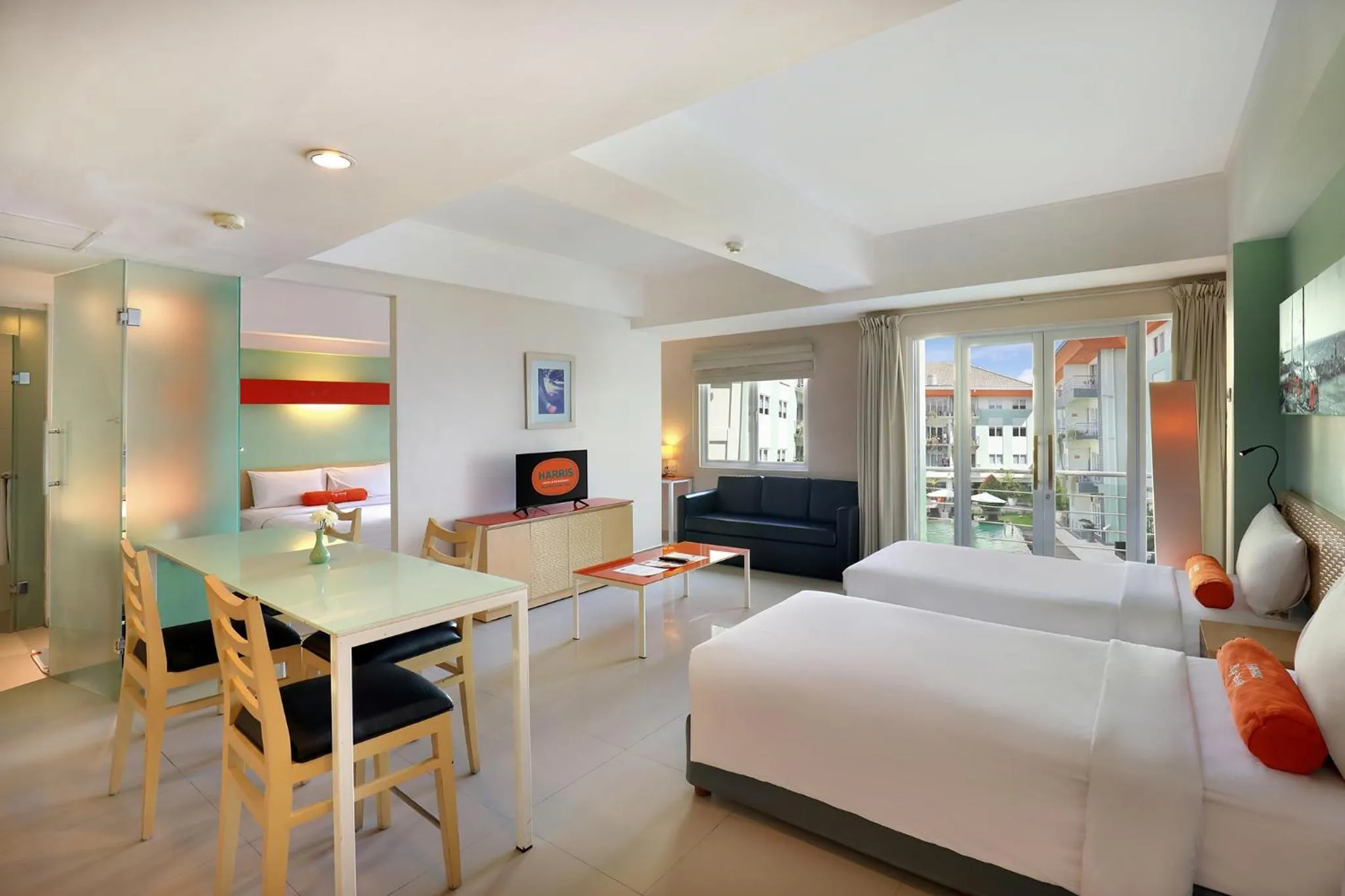 TV and multimedia, Bed in HARRIS Hotel & Residences Riverview Kuta, Bali