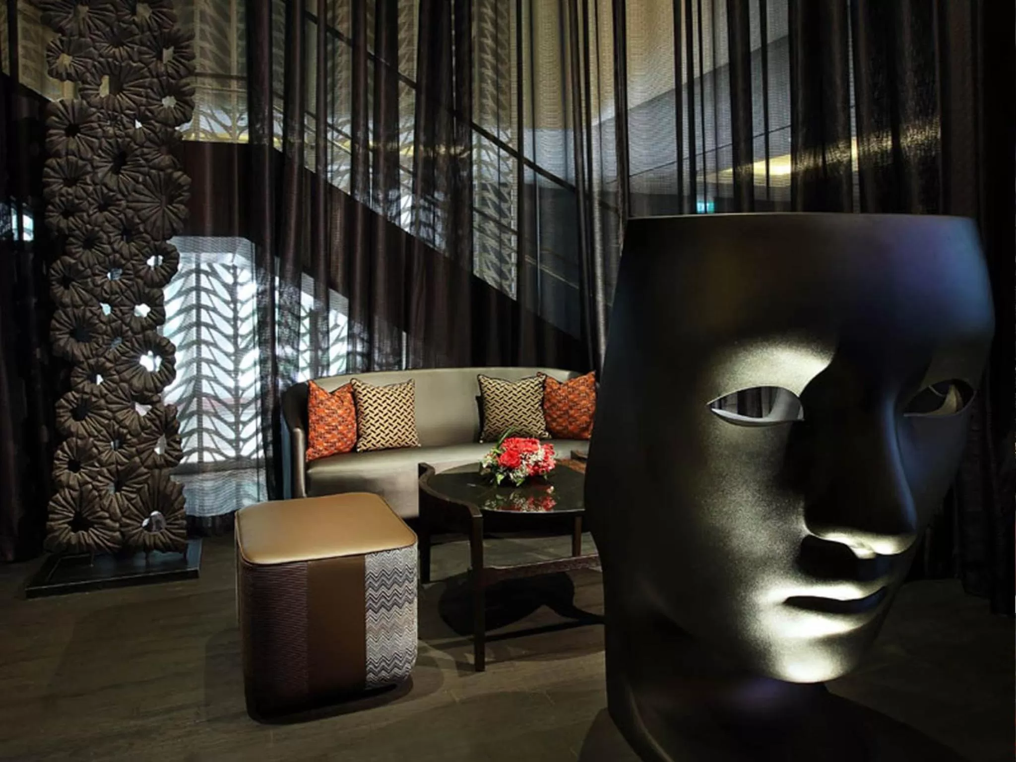 Lounge or bar in Rendezvous Hotel Singapore by Far East Hospitality