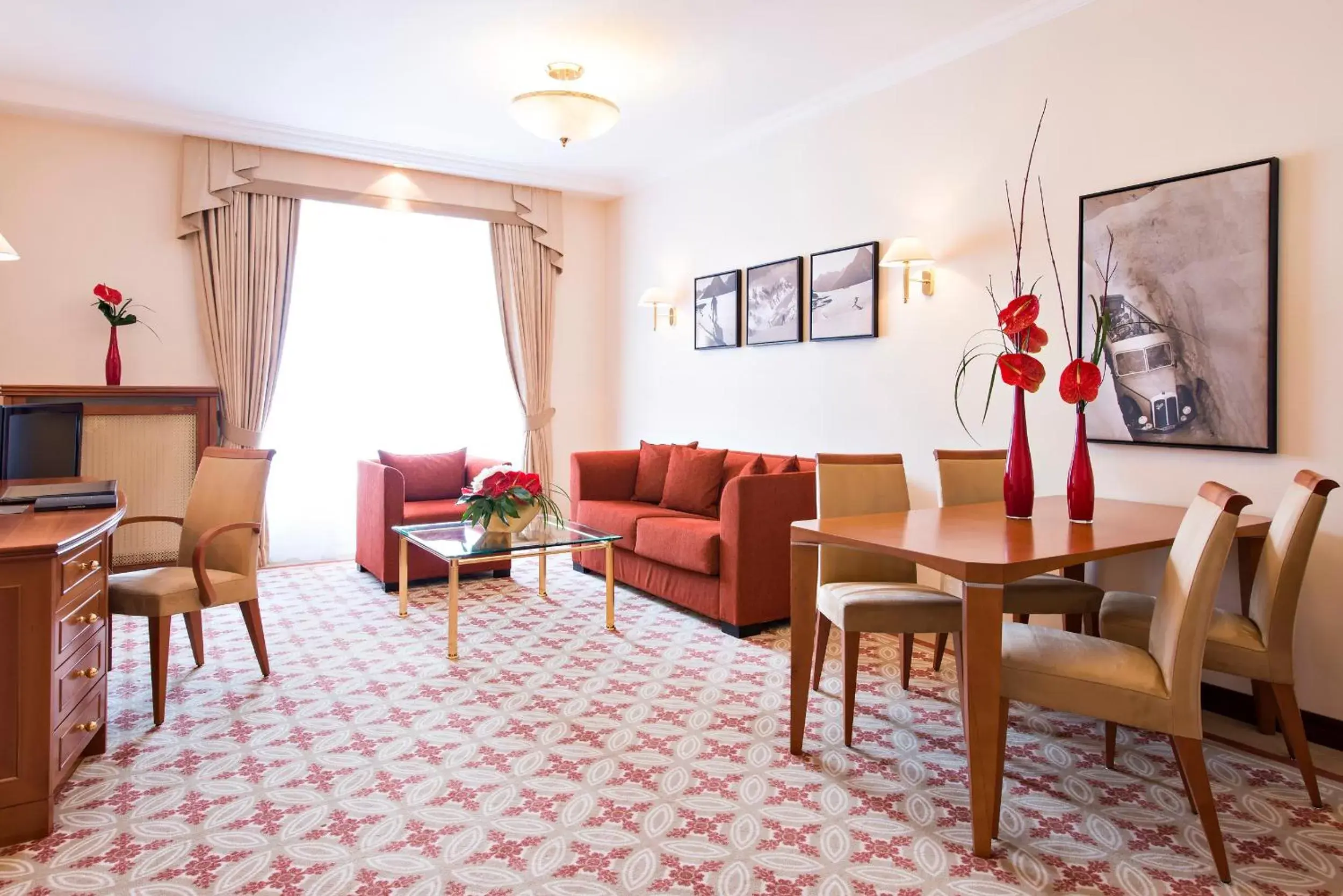 Deluxe One Bedroom Suite in Grand Hotel des Bains Kempinski Deluxe One Bedroom Suite in Grand Hotel des Bains Kempinski