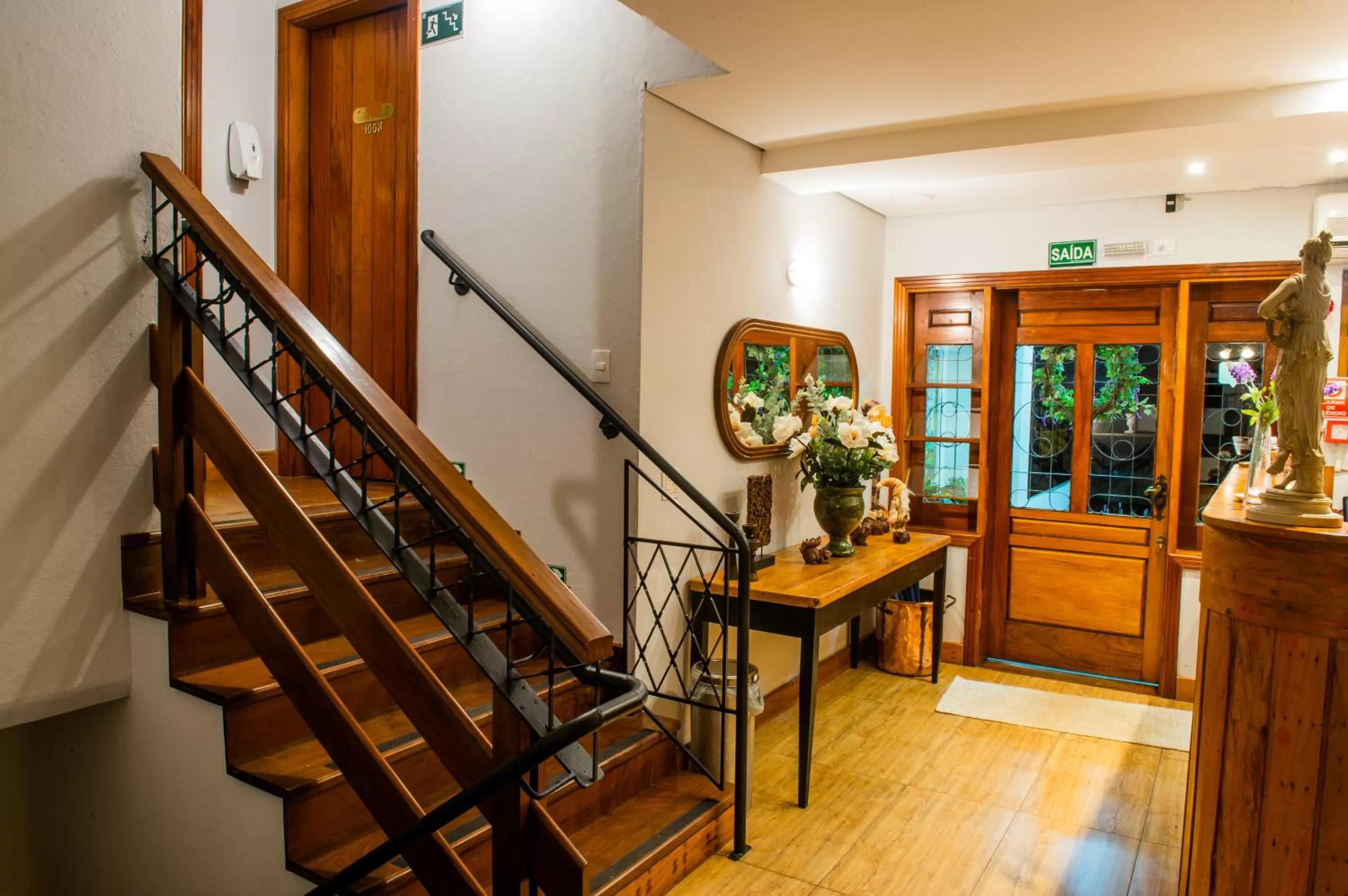 Lobby or reception in Pousada das Lavandas