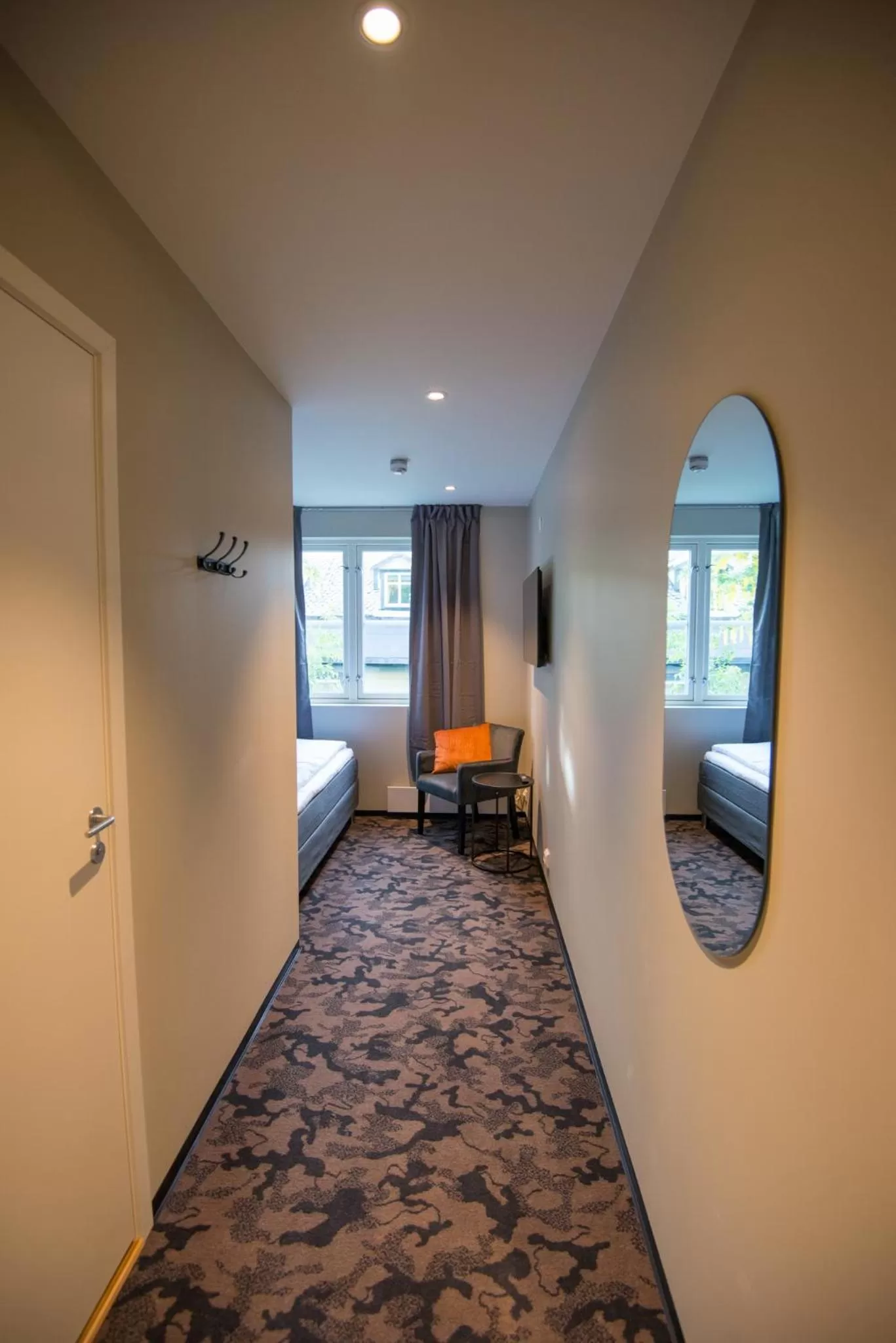 Bed in Sandnessjøen Overnatting