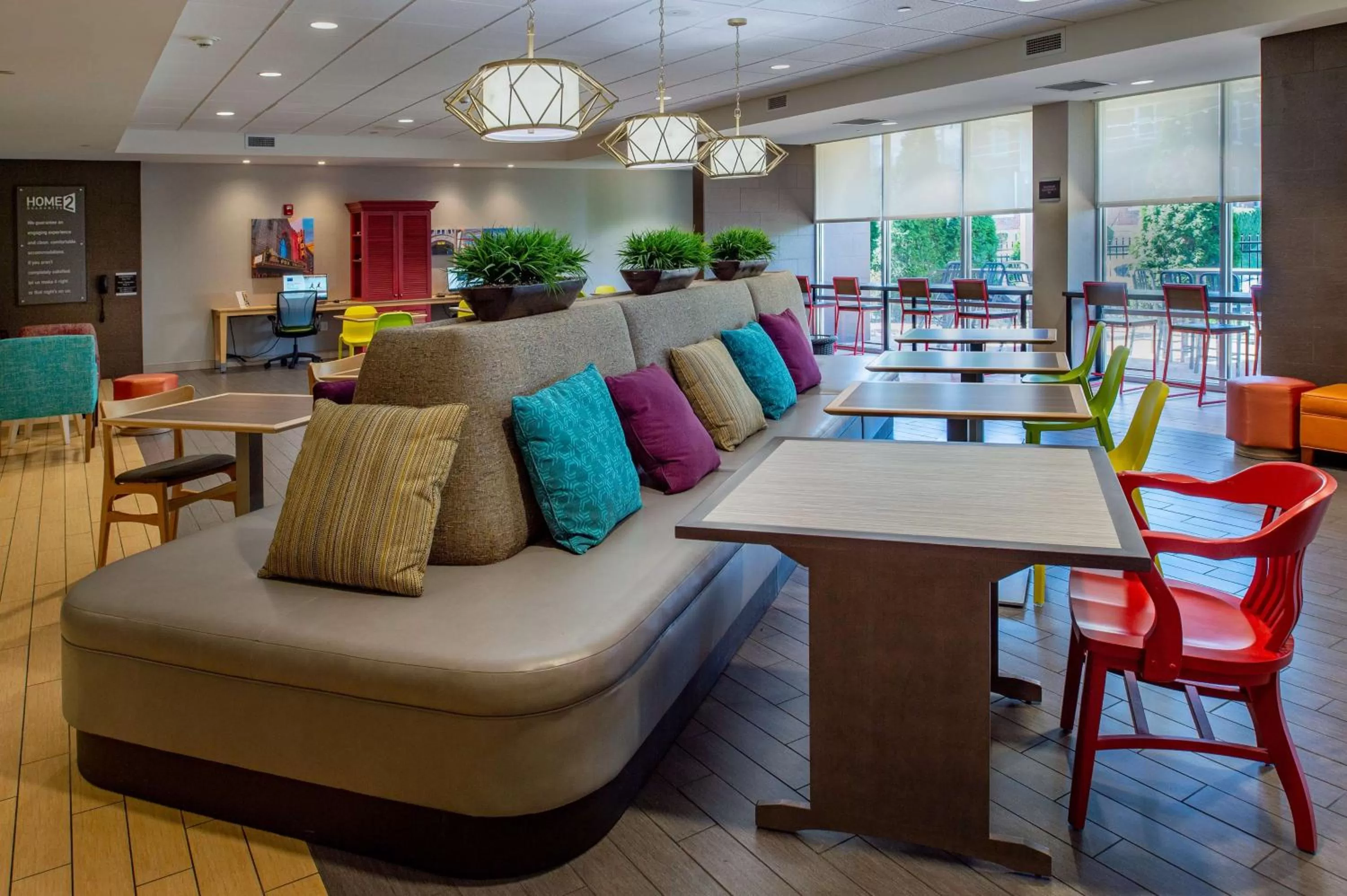 Lobby or reception in Home2 Suites St. Louis / Forest Park