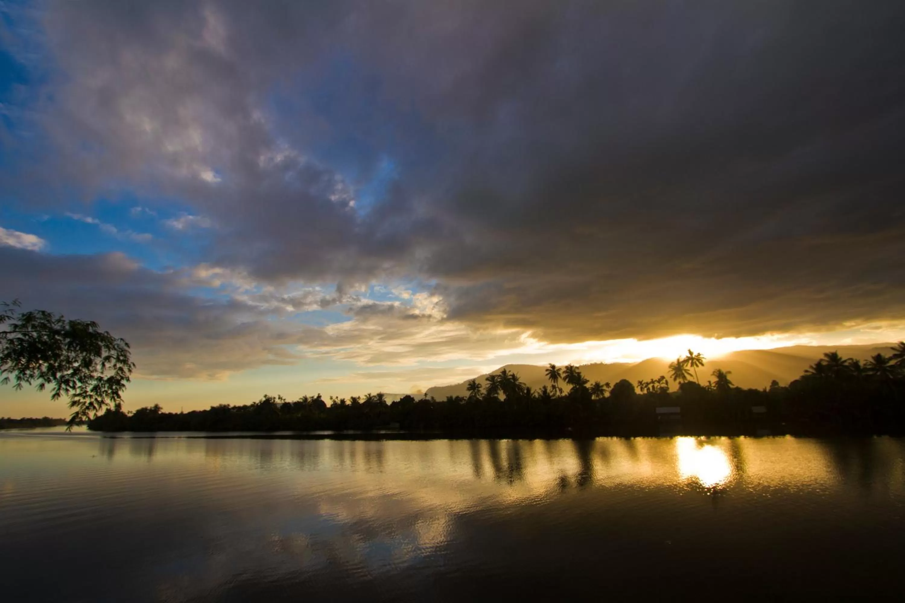 Mountain view in Sabay Beach
