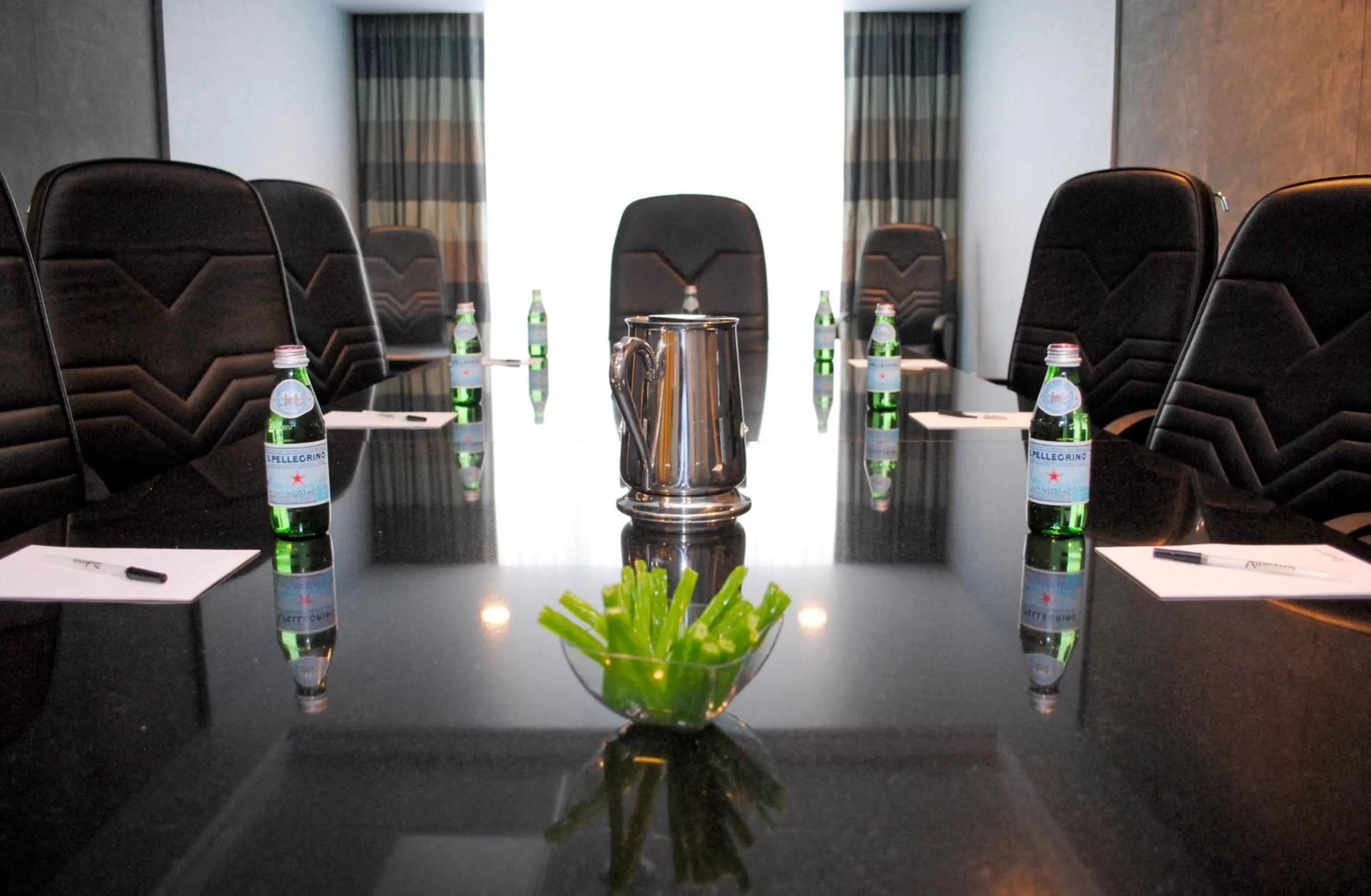 Banquet/Function facilities in Radisson Hotel Chatsworth