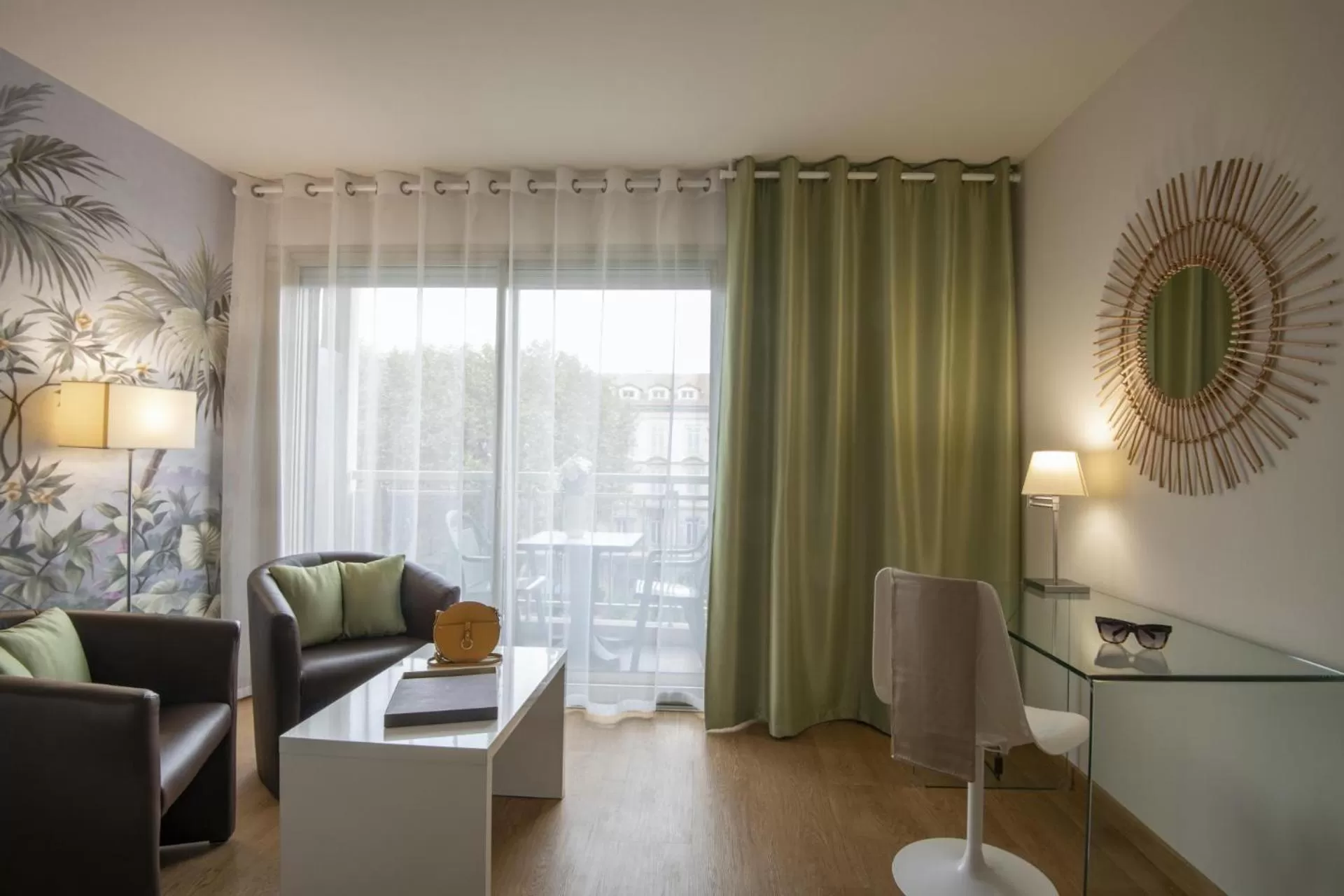 Bedroom in Hotel Chambord