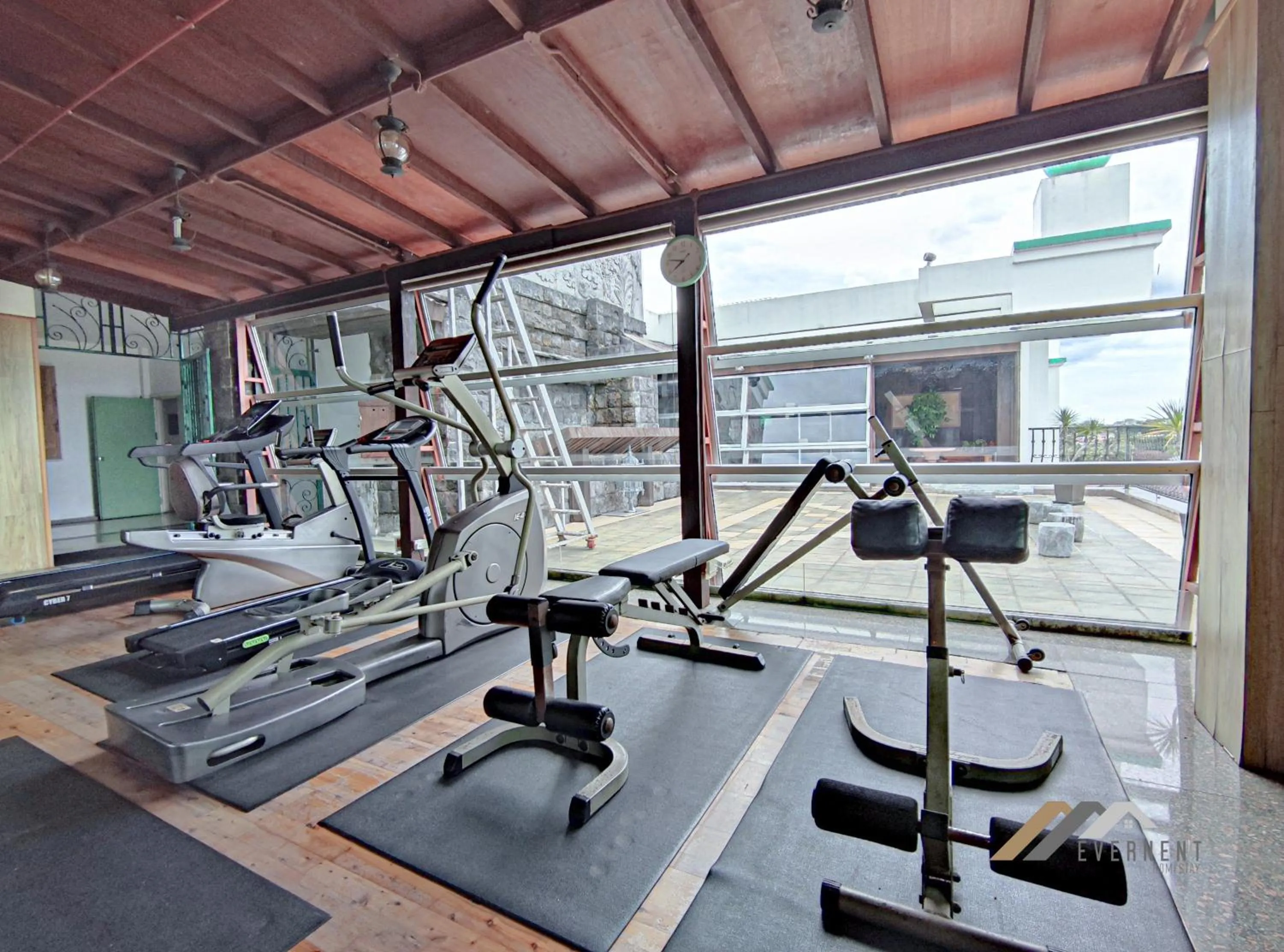 Fitness centre/facilities in Mciti Suites by Evernent