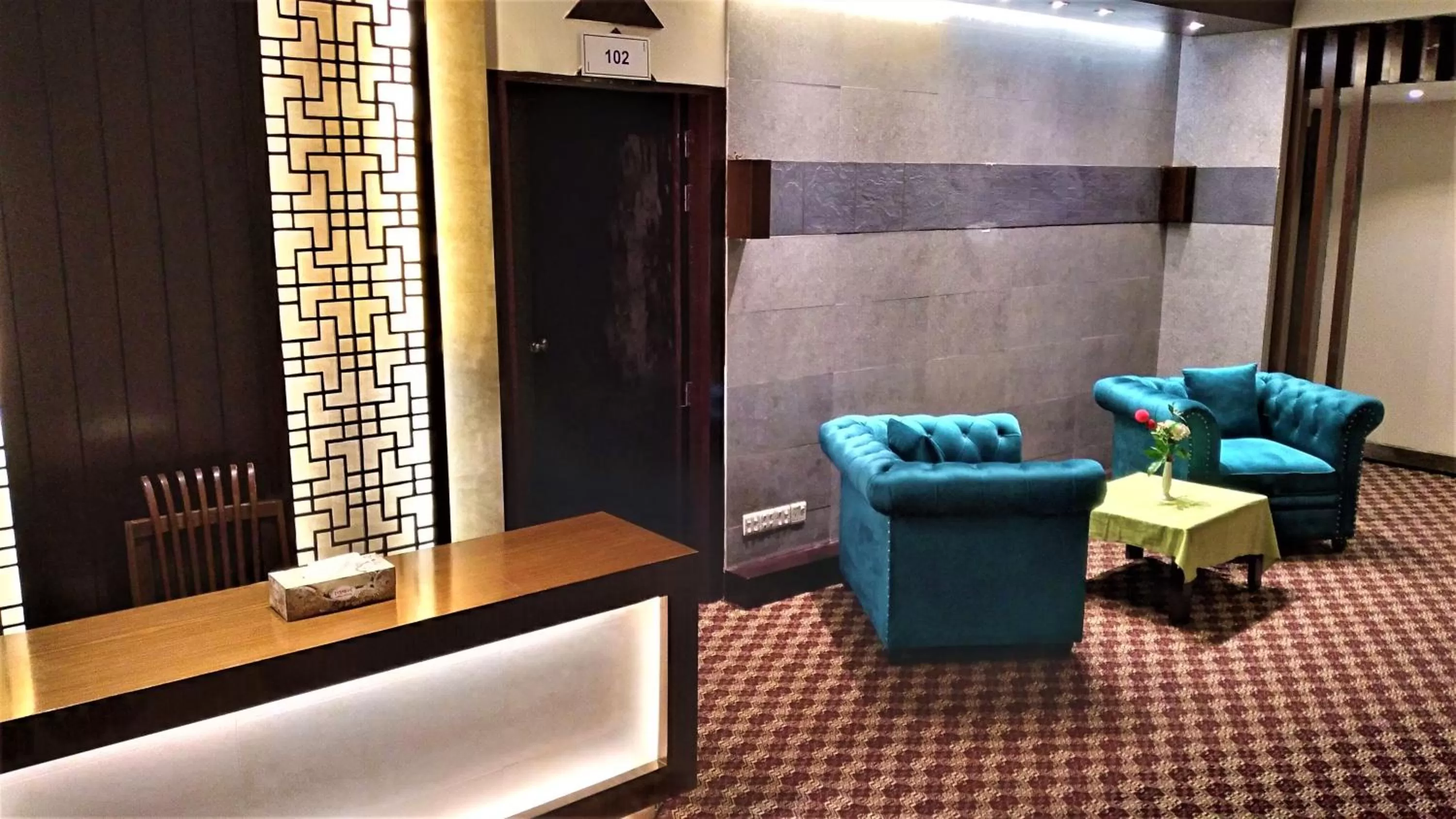 Center Point Apartment