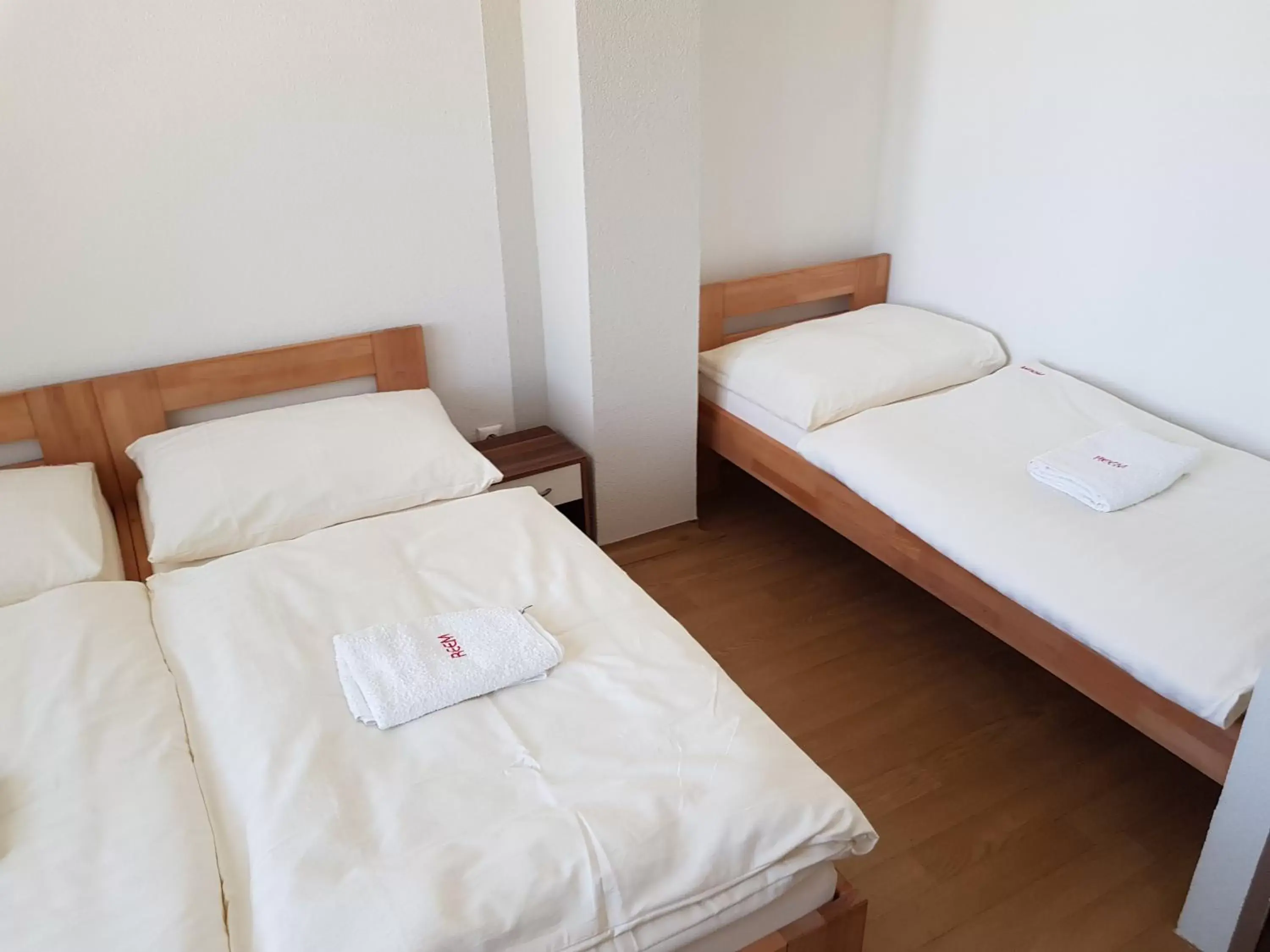 Room 2 : Standard Triple Room in Country House Reem Room 2 : Standard Triple Room in Country House Reem