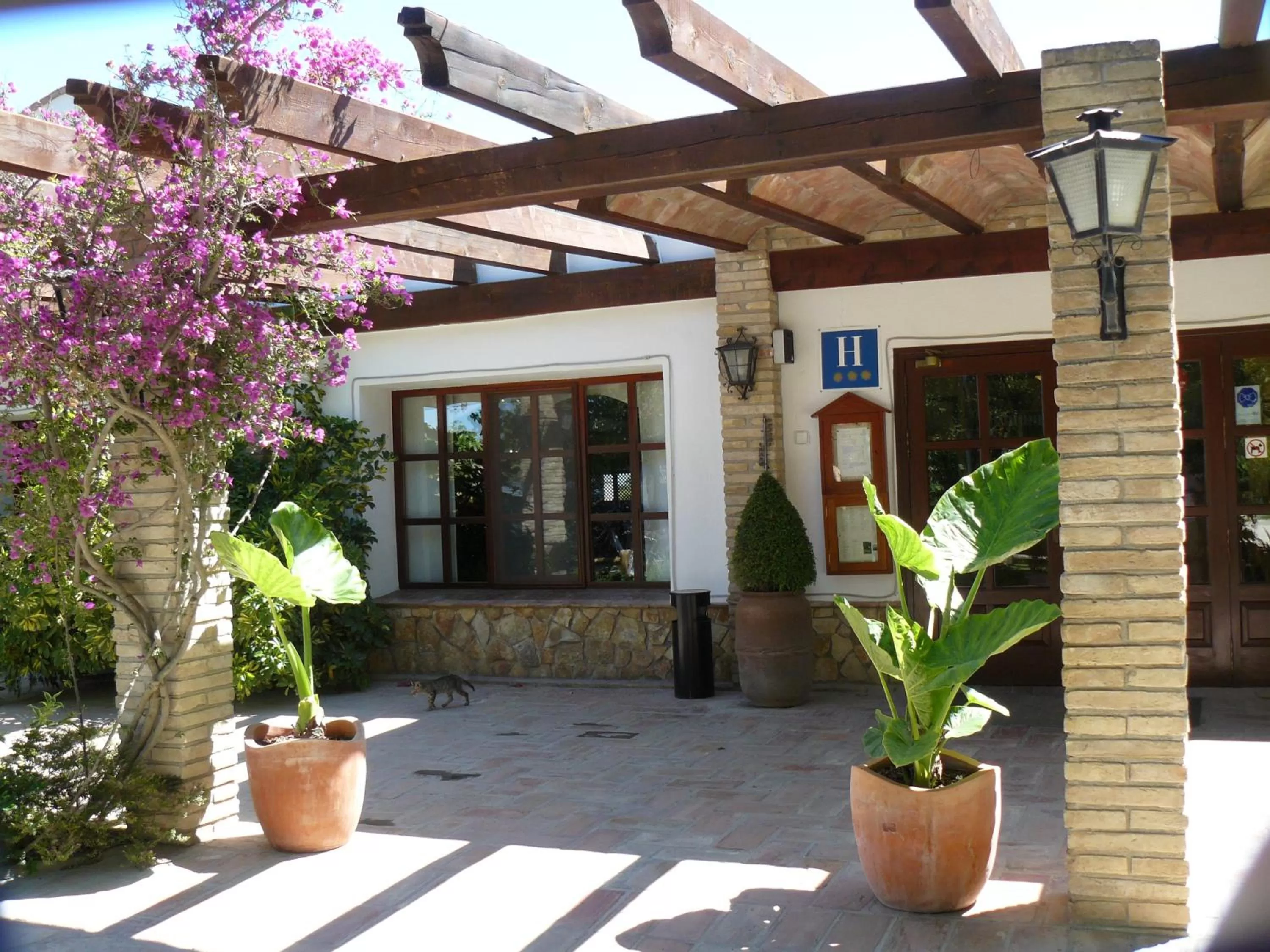 Facade/entrance in Delta Hotel