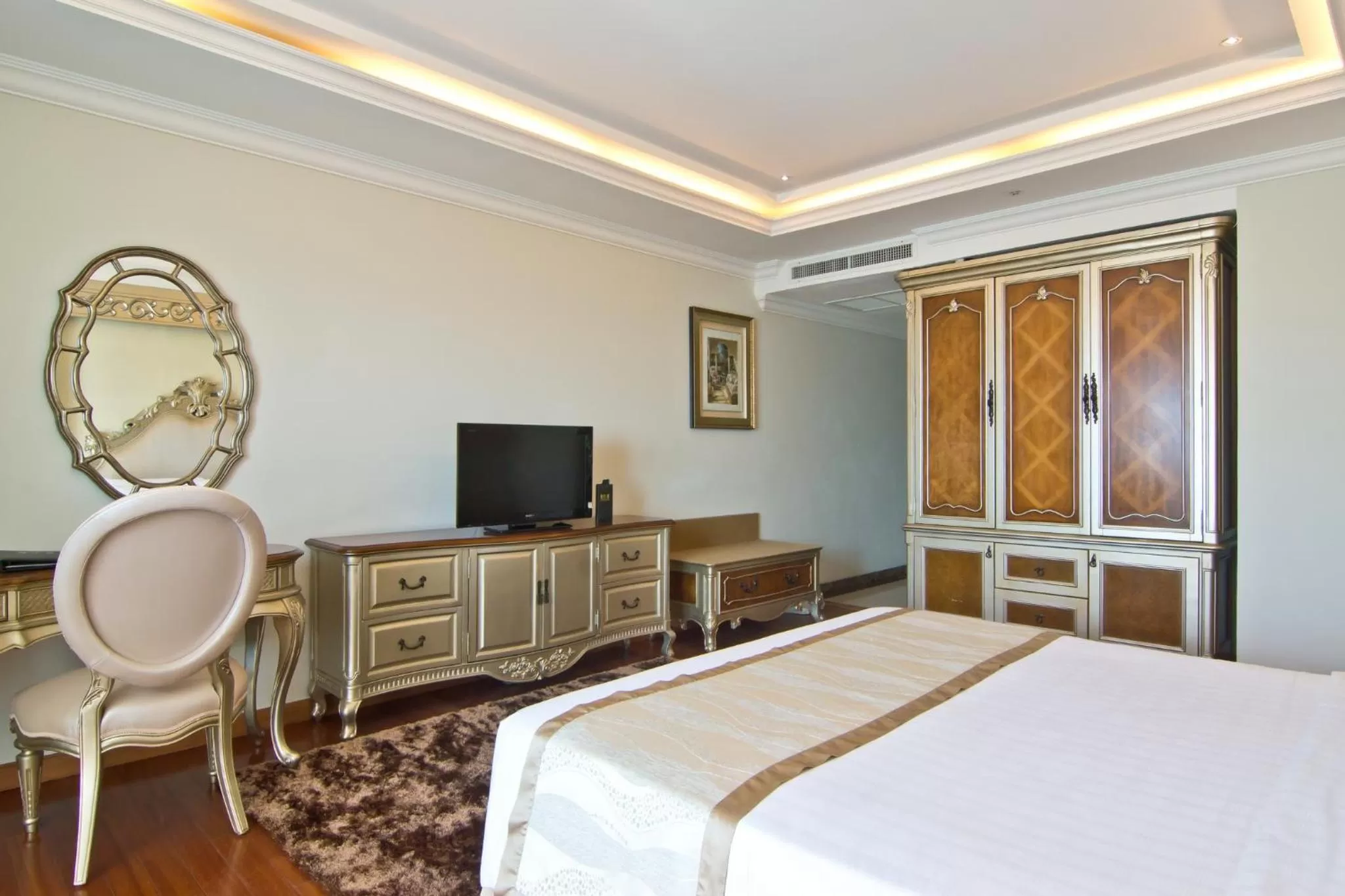 Bed in LK The Empress