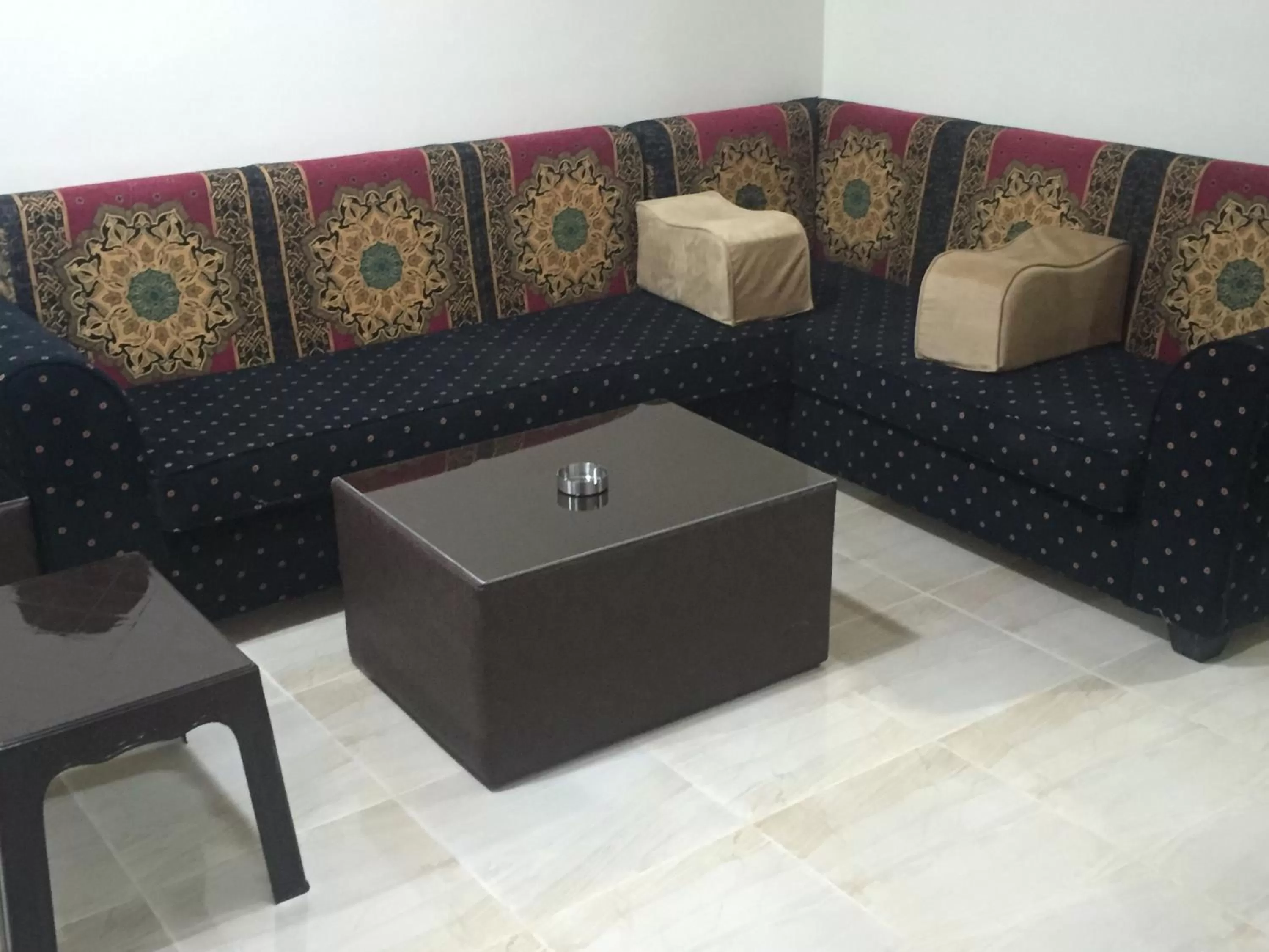 Decorative detail in Al haramain Furnished Apartments