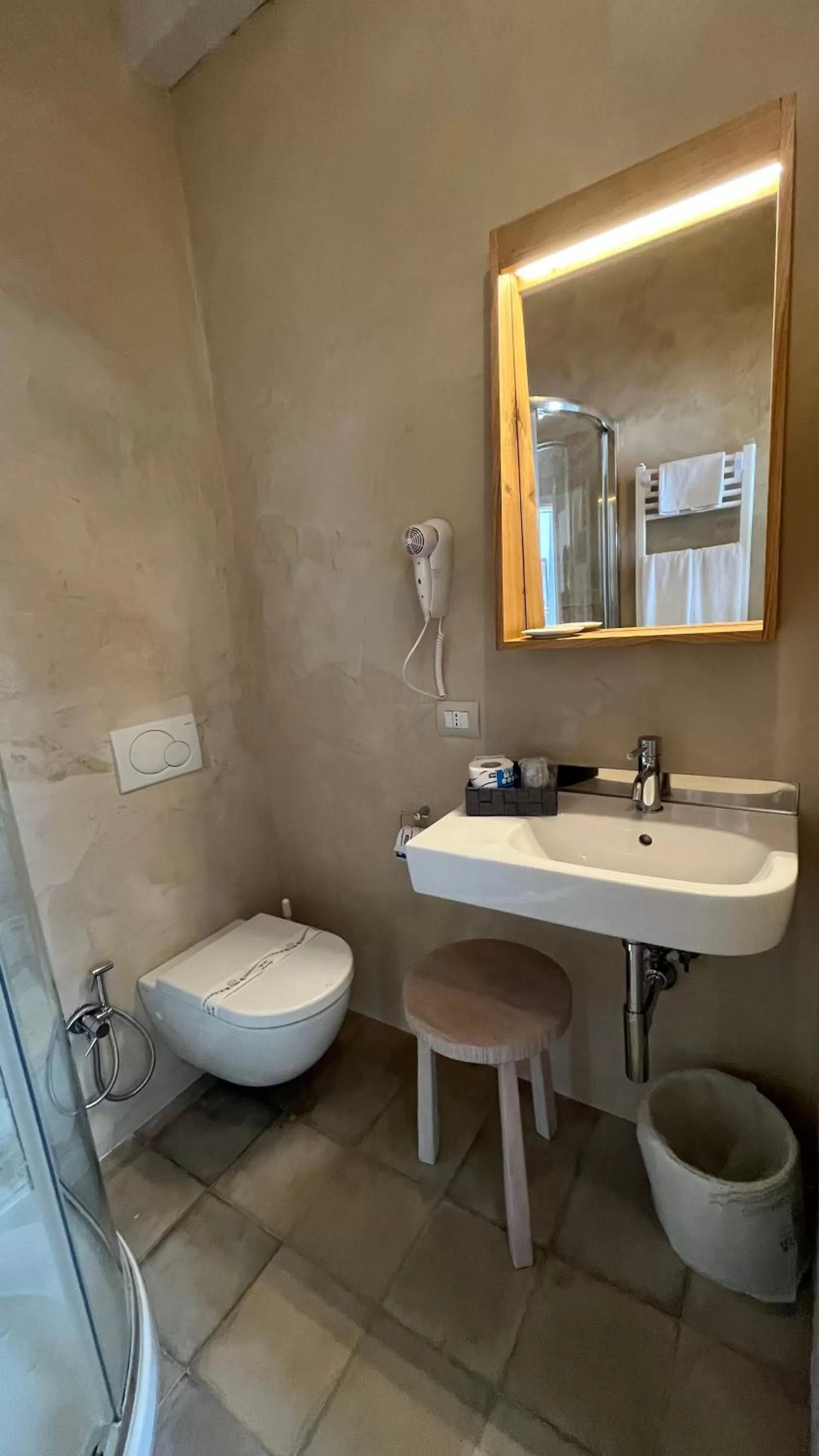 Antico Mondo Rooms & Suites