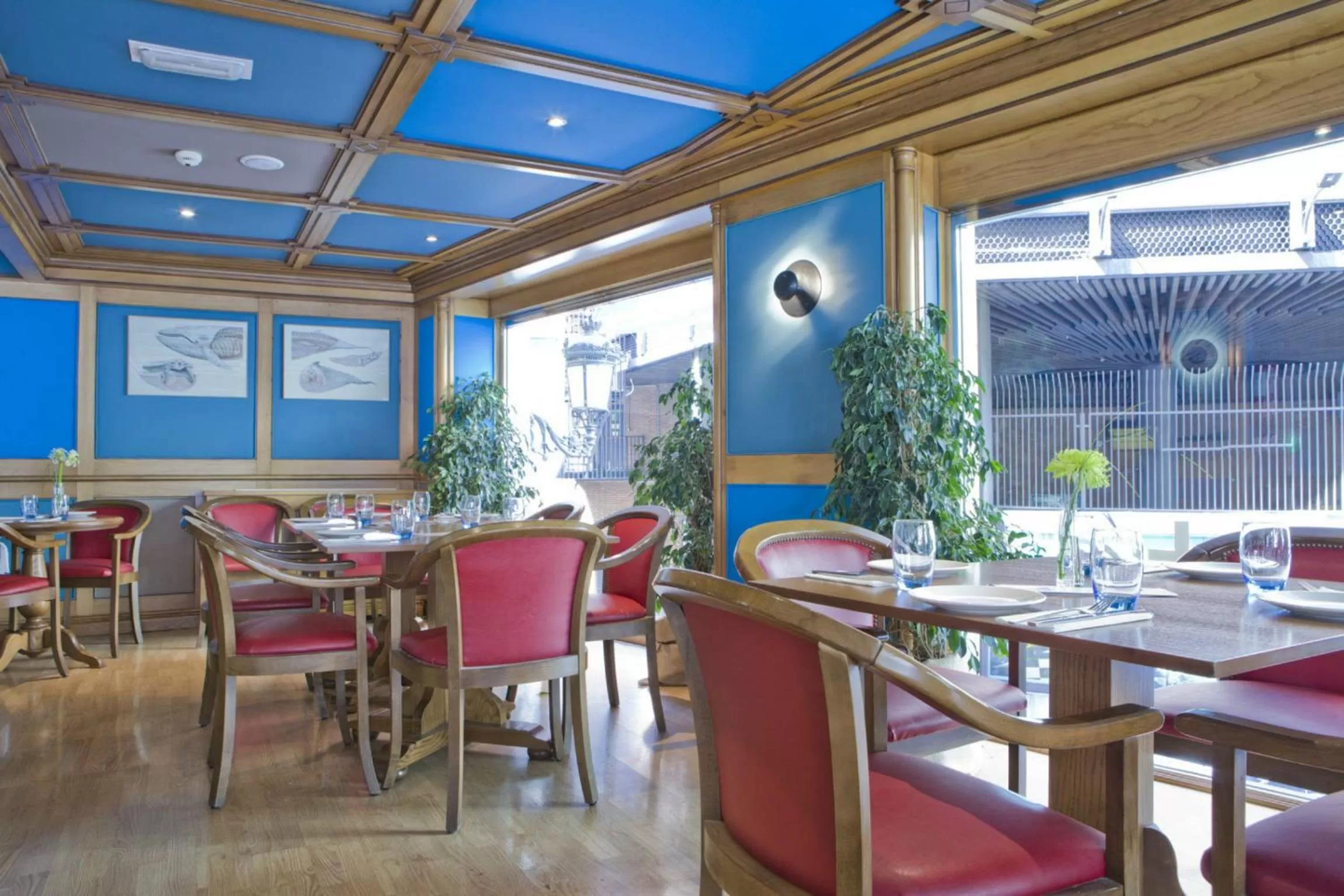 Restaurant/places to eat in II Castillas Madrid