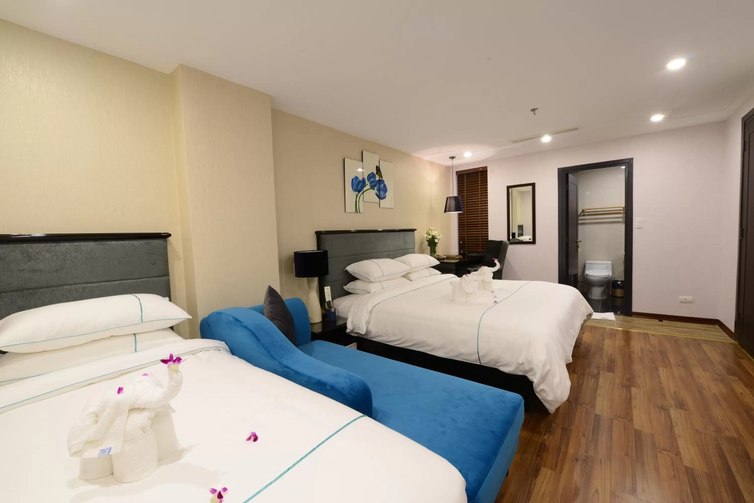 Bed in Hanoi Emerald Waters Hotel & Spa