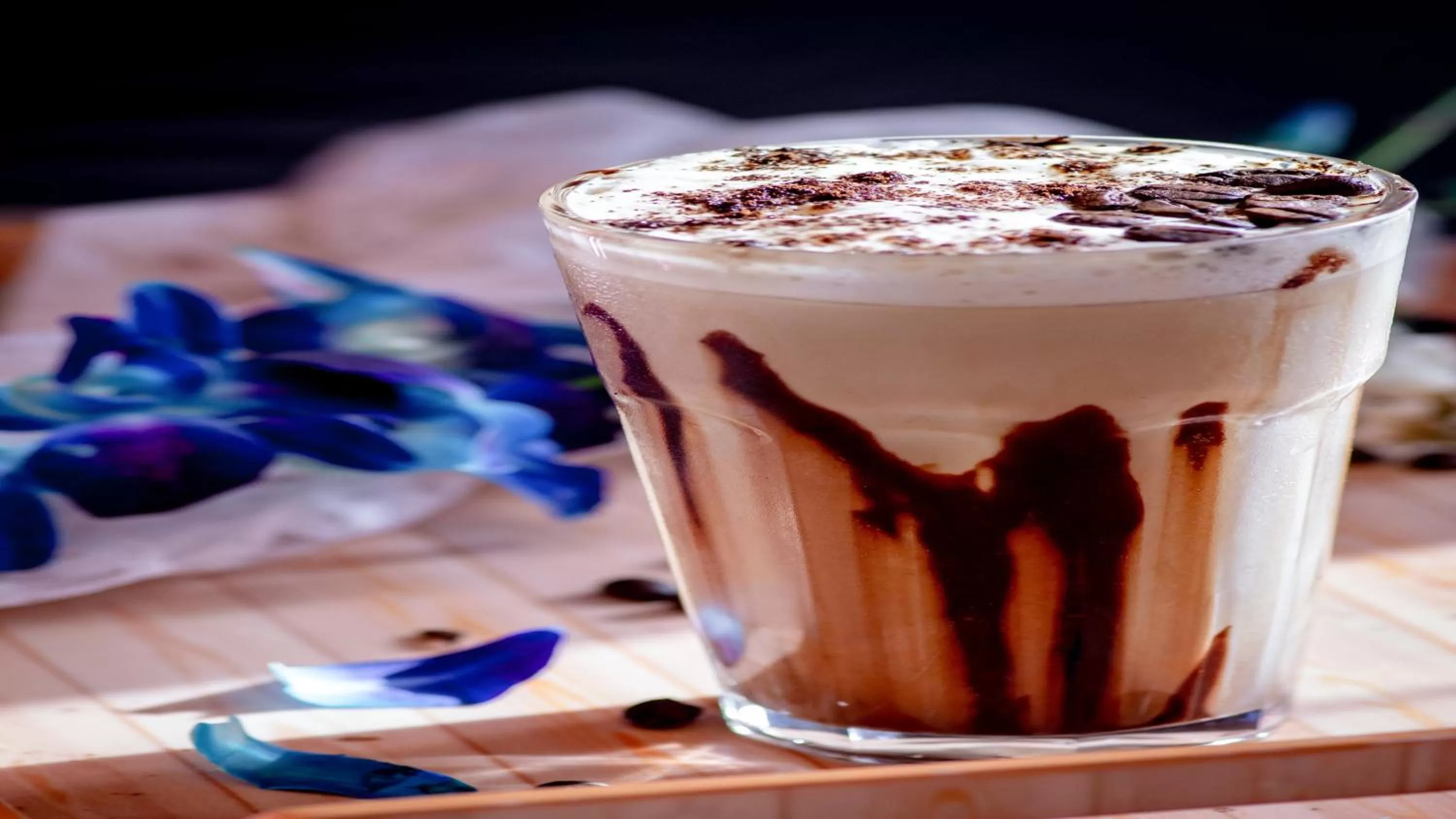 Photo of the whole room in Holiday Inn Express Ahmedabad Prahlad Nagar by IHG