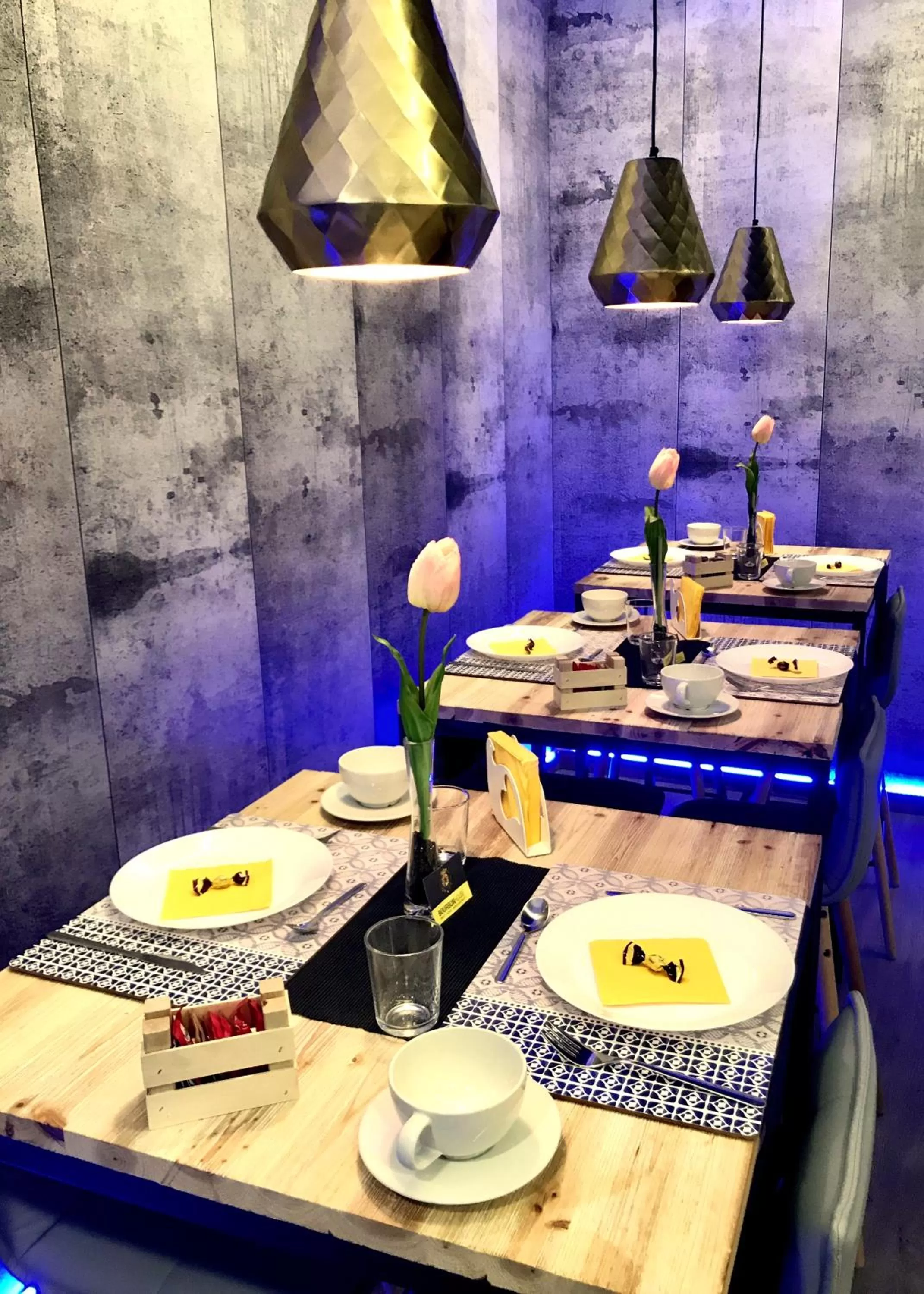 Communal lounge/ TV room in Bourbon House