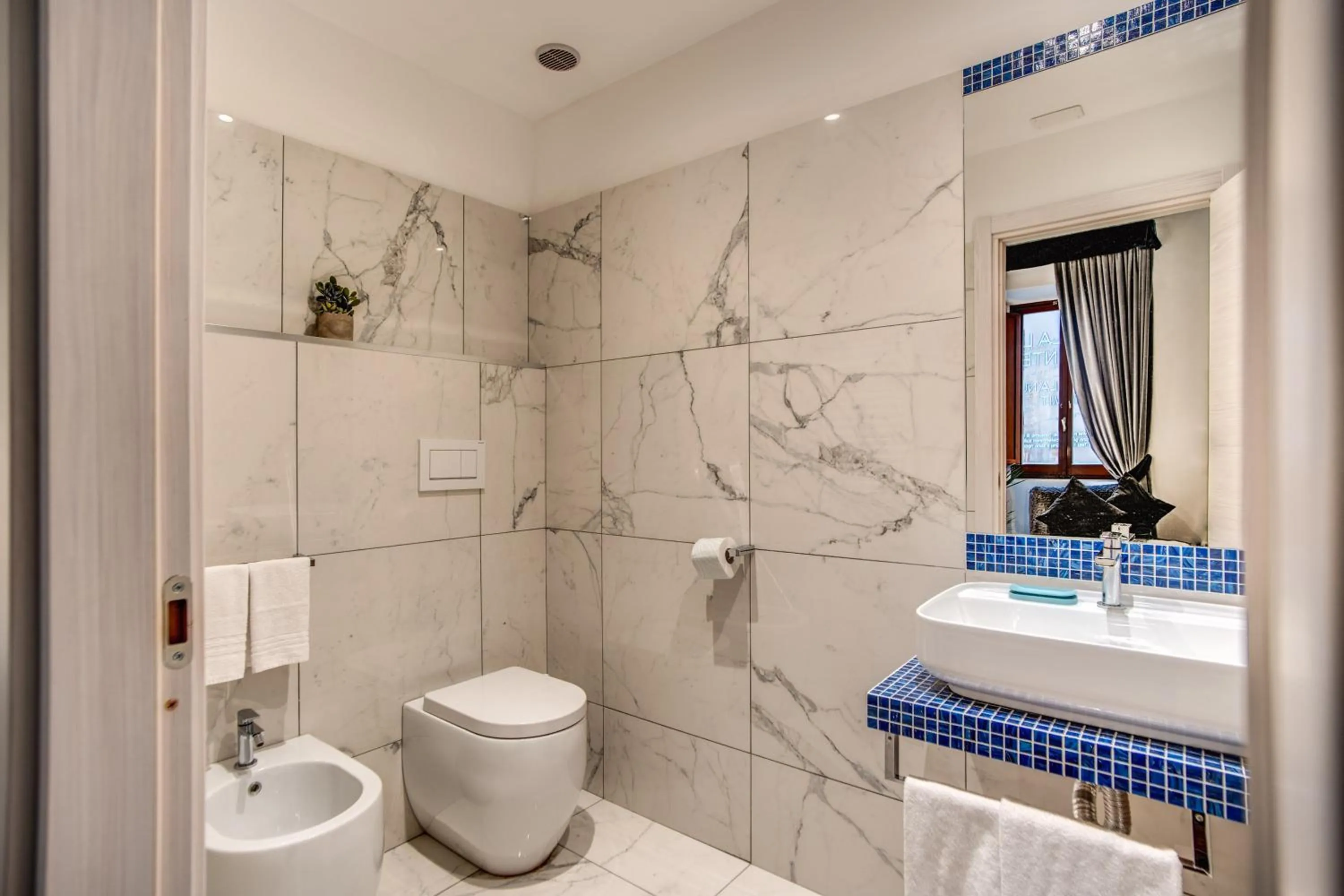 Piazza di Spagna Comfort Rooms