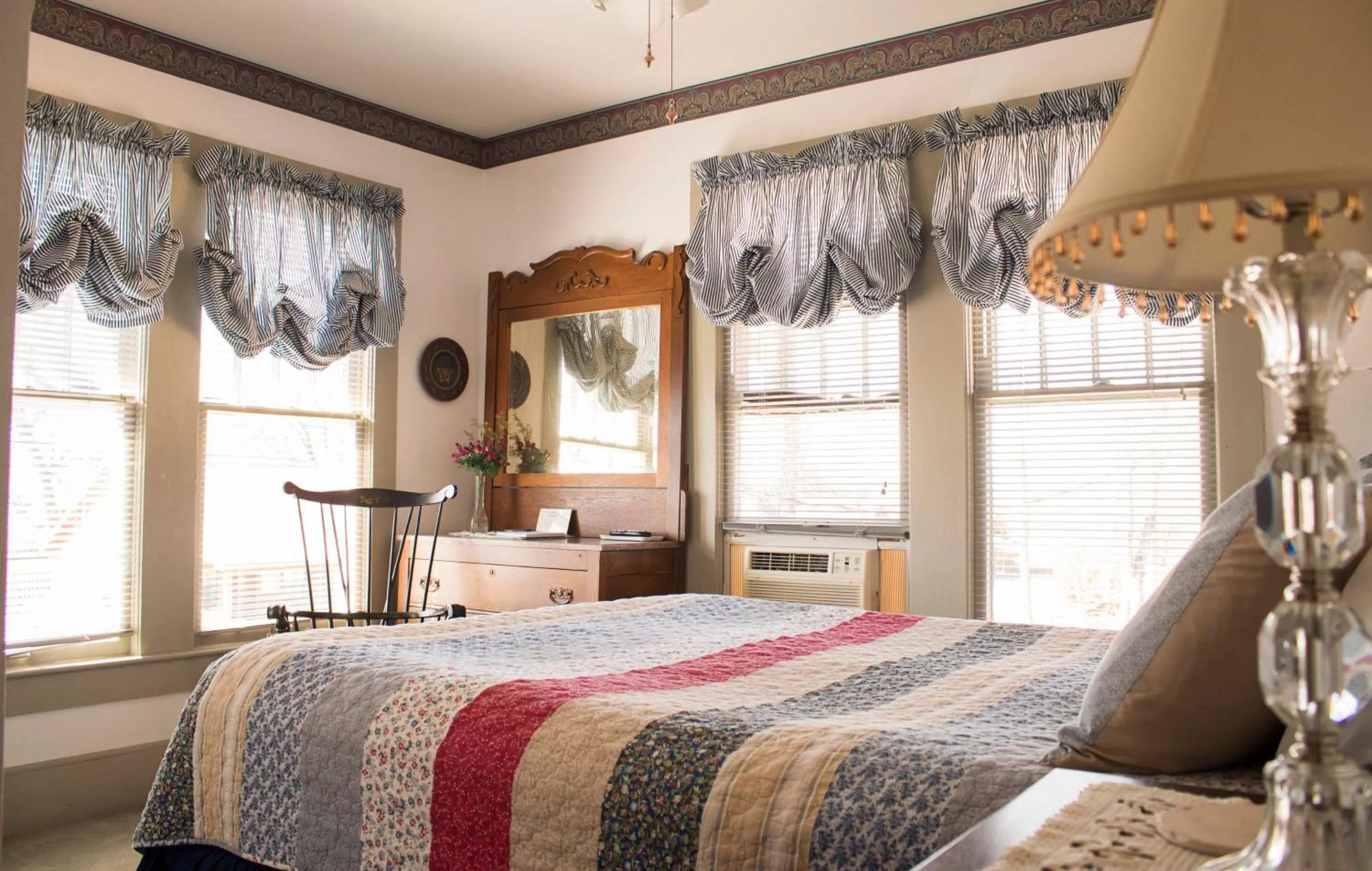 Bed in Wildflower Bed and Breakfast