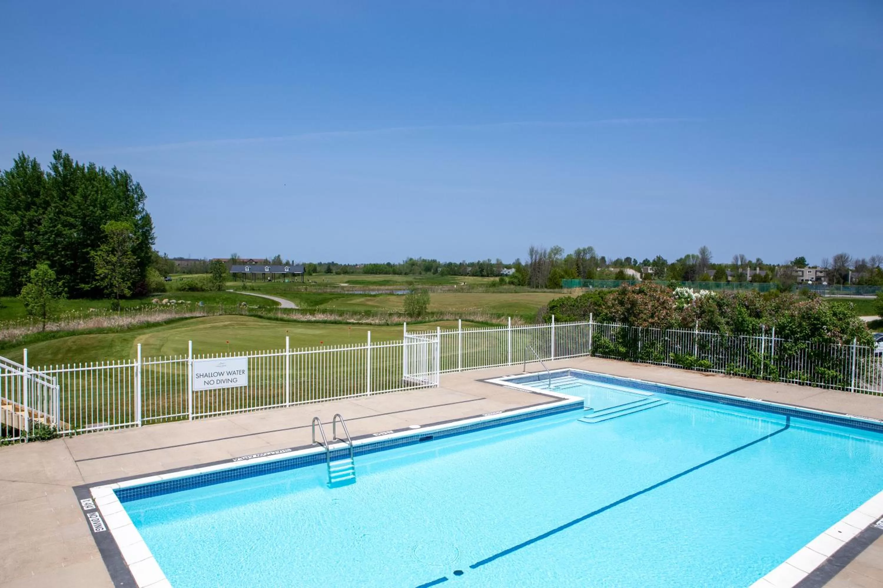 Swimming pool in Living Water Resort & Spa