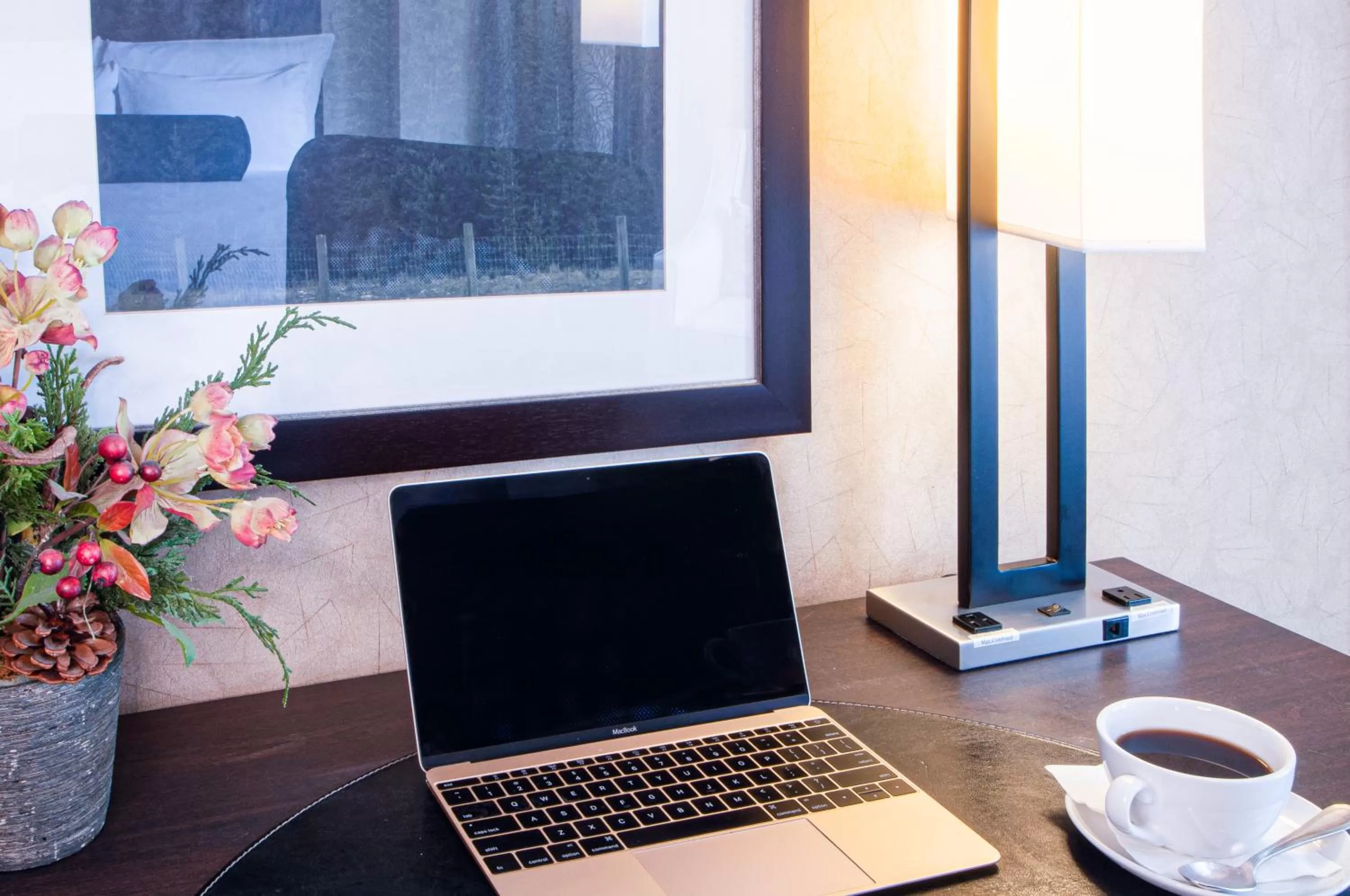 Classic Room with Two Queen Beds in Rimrock Banff, Emblems Collection