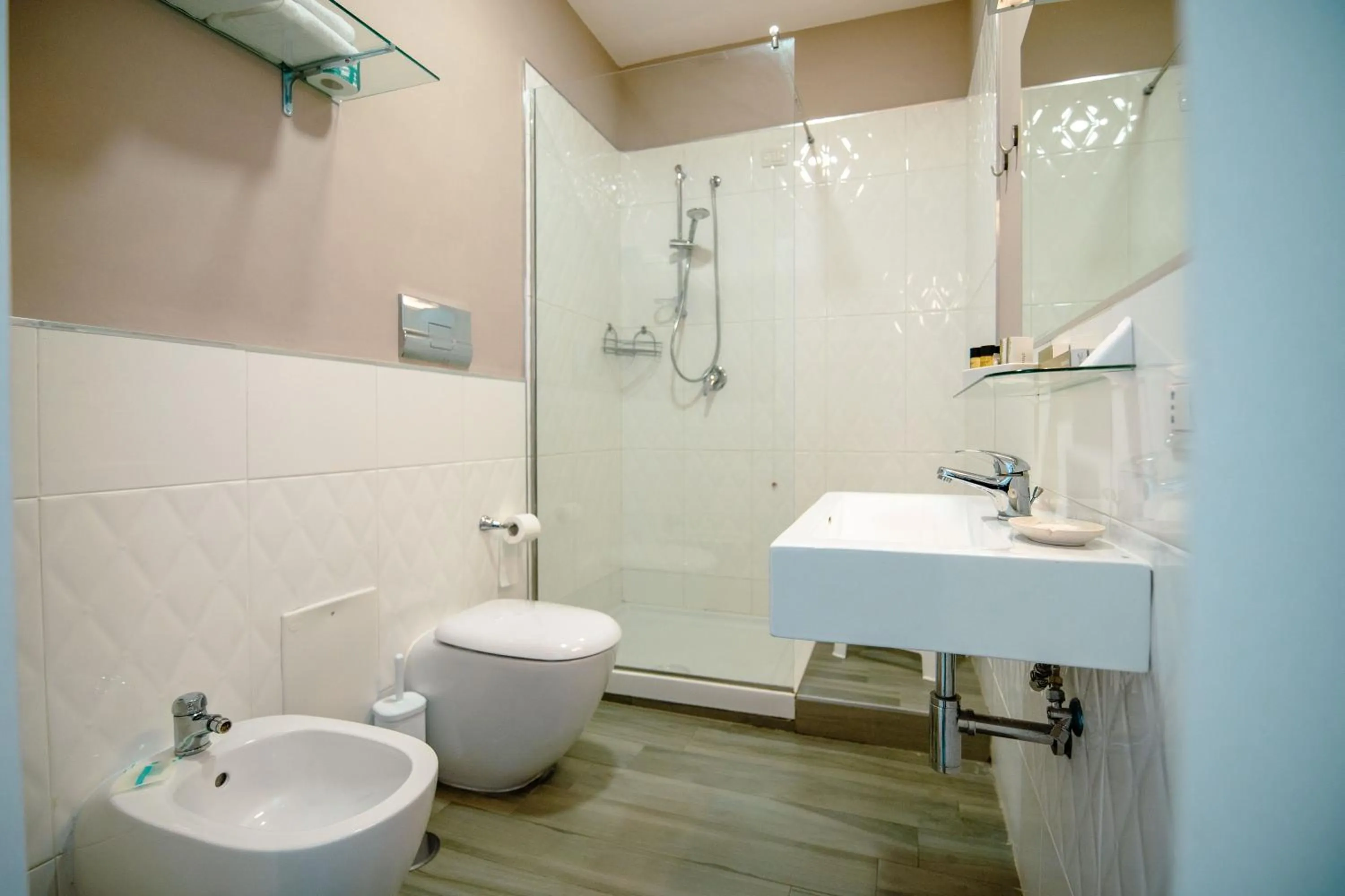 Bathroom in Hotel Bruman Salerno